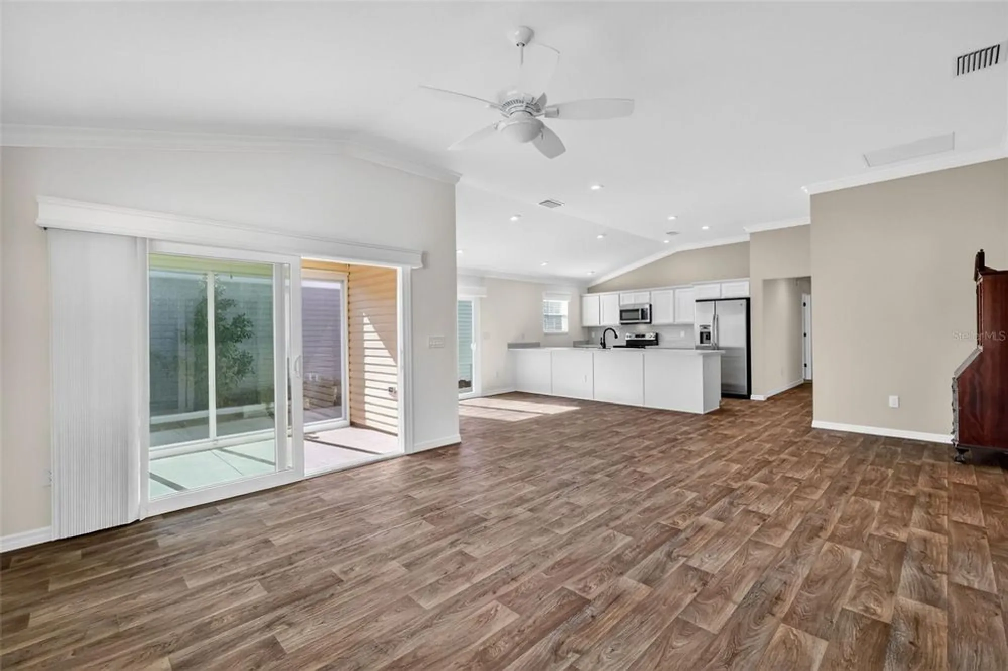 Property Slideshow image 13 of 44 | 944 horton ter, The Villages, FL, 32163