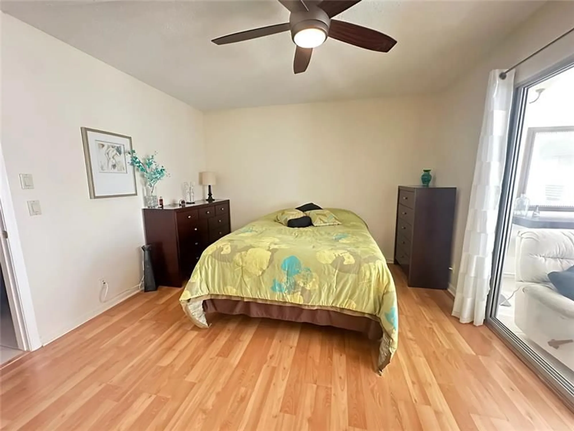 Property Slideshow image 11 of 40 | 1009 harwood c # 1009, Deerfield Beach, FL, 33442