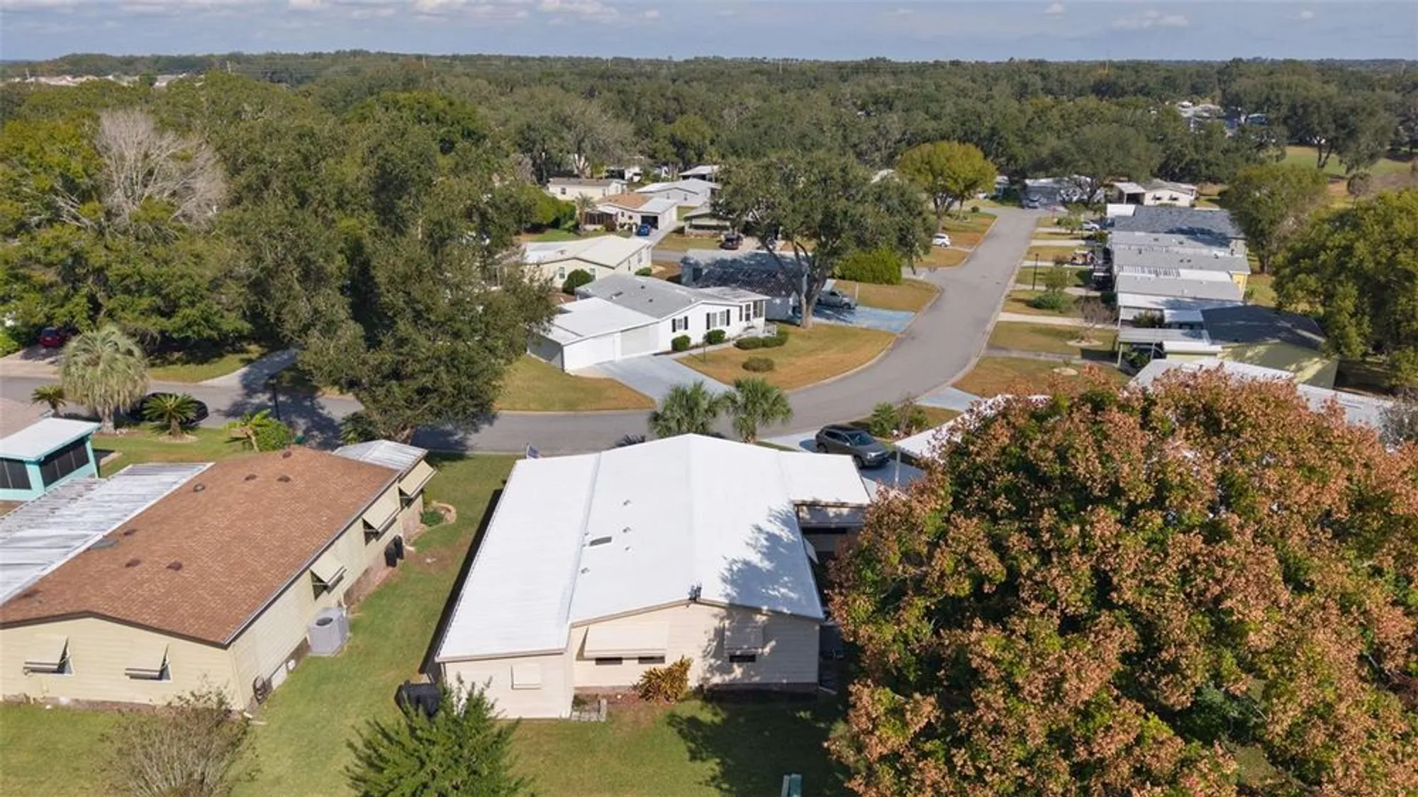 Property Slideshow image 35 of 42 | 1717 palm aire dr, Lady Lake, FL, 32159