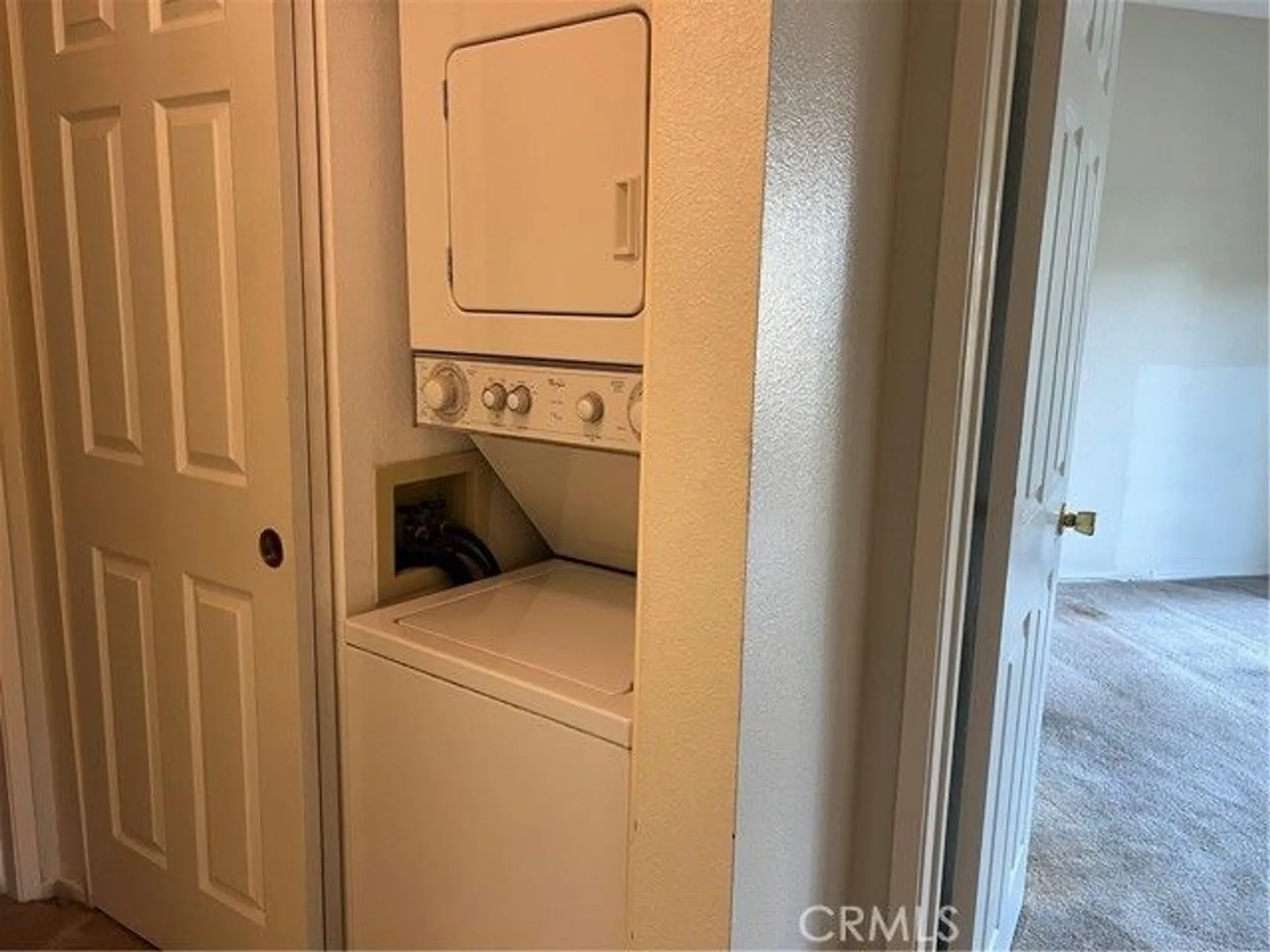 Property Slideshow image 26 of 28 | 19163 palo verde dr, Apple Valley, CA, 92308