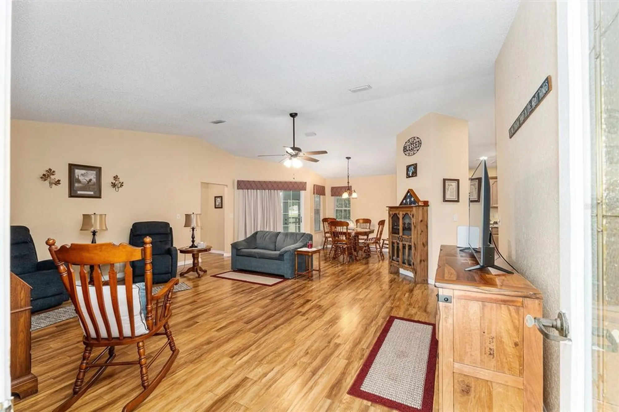 Property Slideshow image 9 of 61 | 8291 sw 115th pl, Ocala, FL, 34481