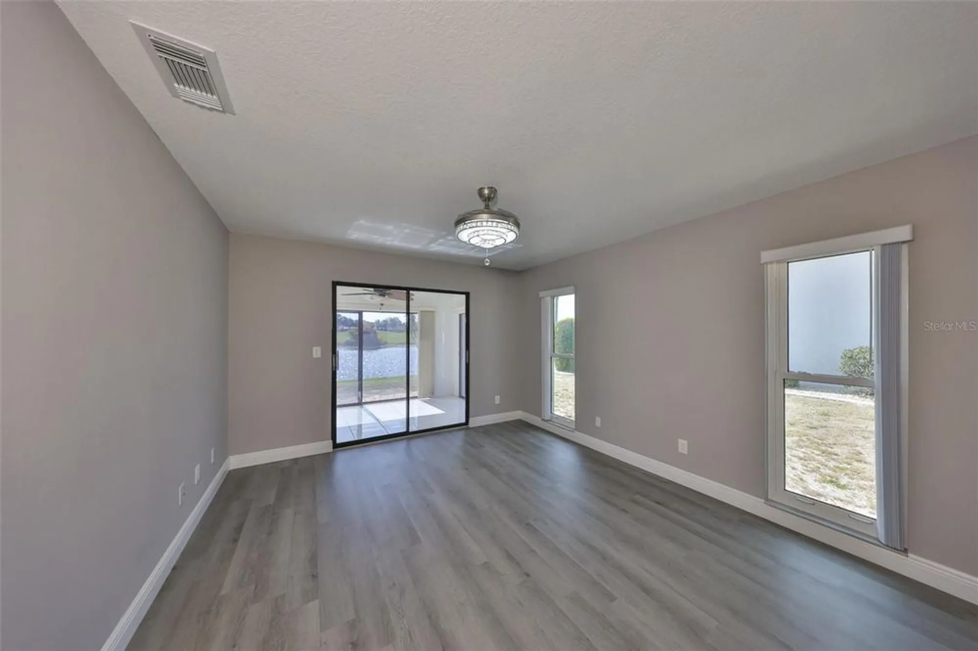 Property Slideshow image 20 of 53 | 1806 wolf laurel dr, Sun City Center, FL, 33573