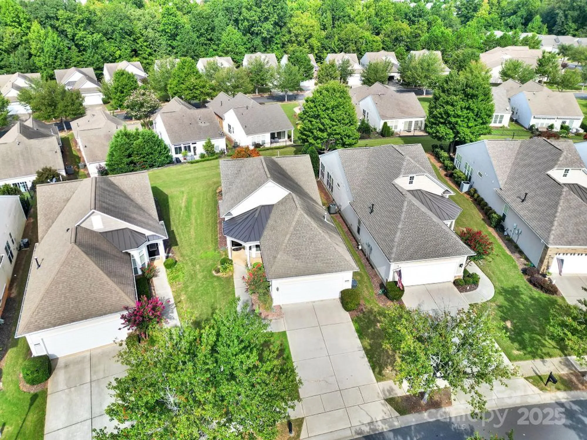 Property Slideshow image 31 of 39 | 16307 raven crest dr, Fort Mill, SC, 29707