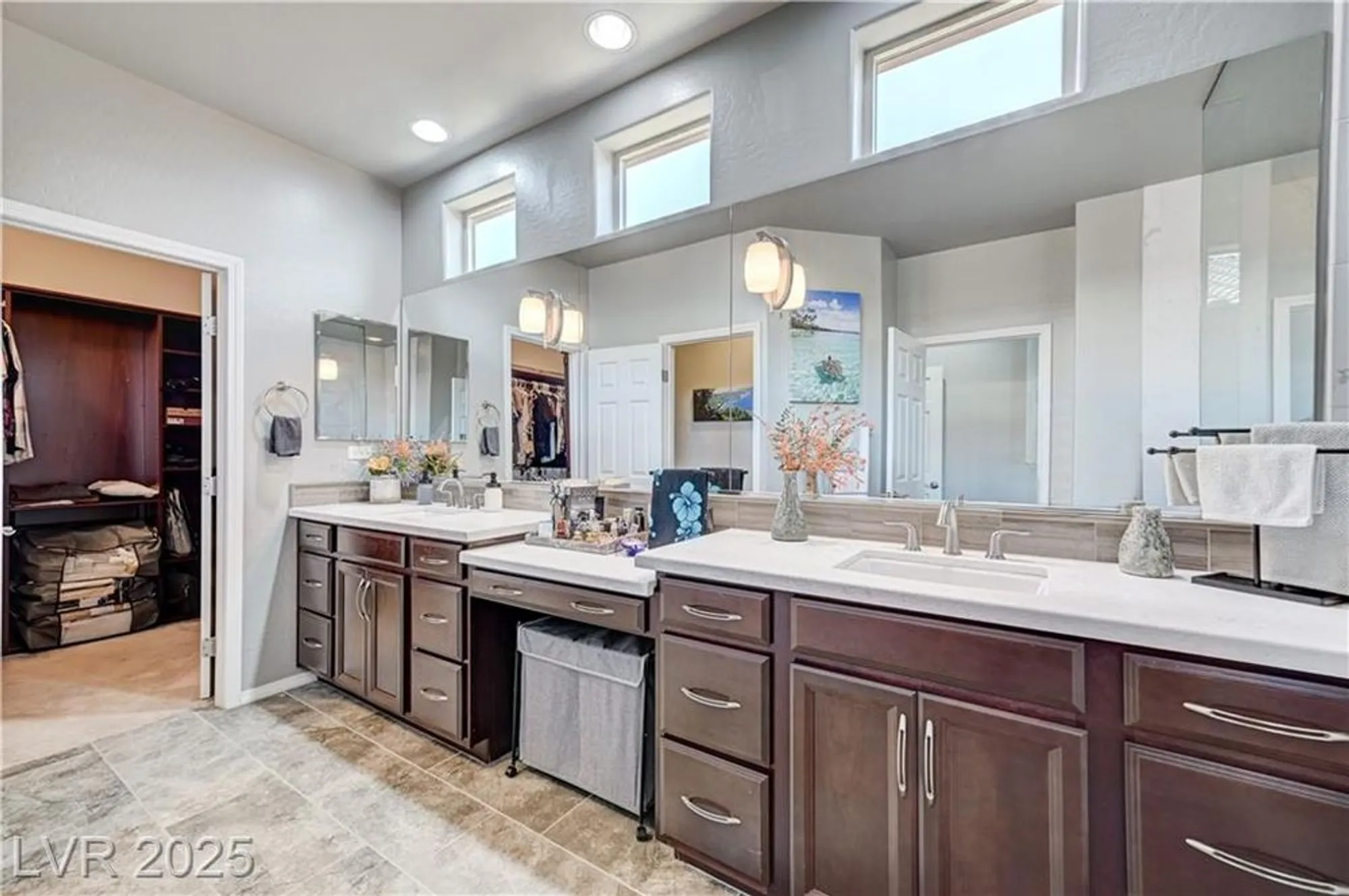 Property Slideshow image 11 of 22 | 3605 greenbriar bluff ave, North Las Vegas, NV, 89081