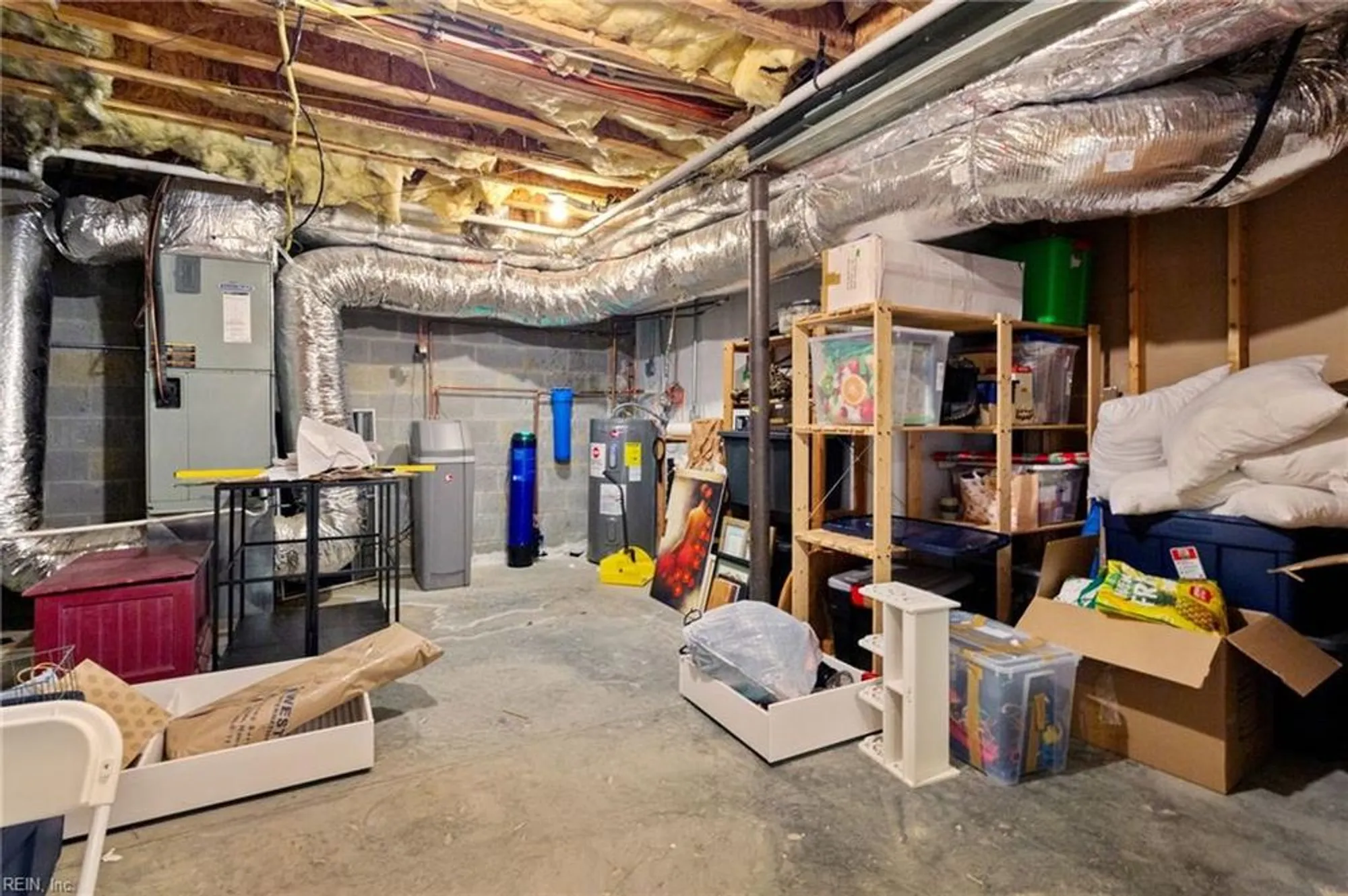 Property Slideshow image 36 of 45 | 147 country club dr, Williamsburg, VA, 23188