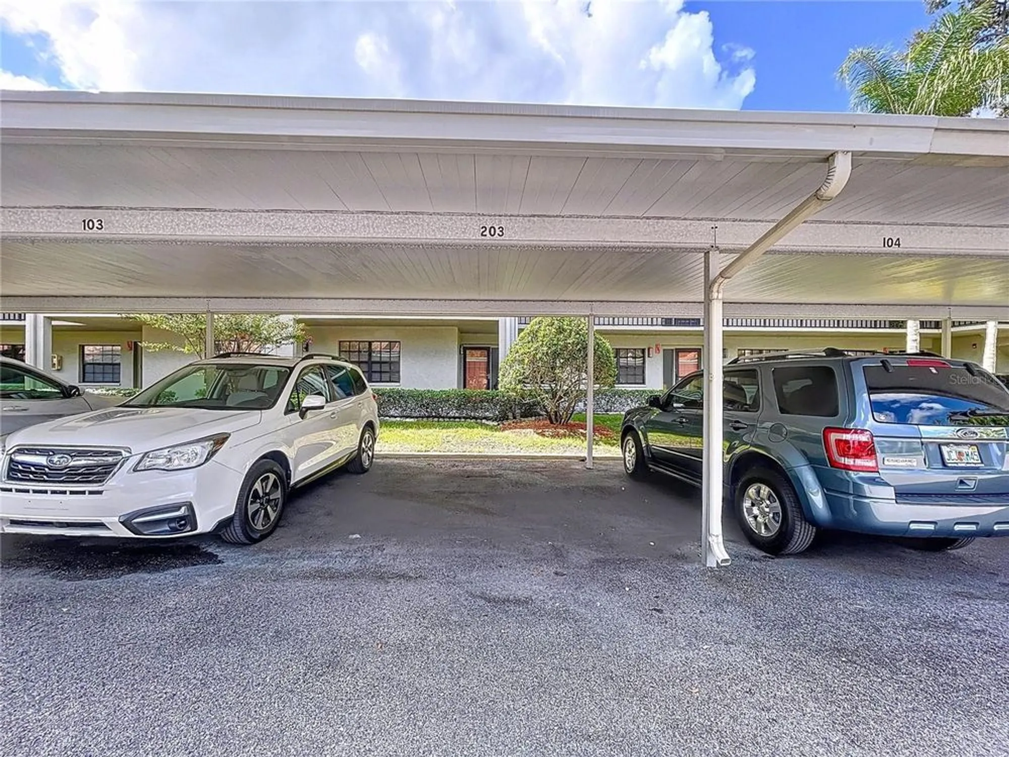 Property Slideshow image 51 of 59 | 2020 lakeview dr apt 203, Clearwater, FL, 33763
