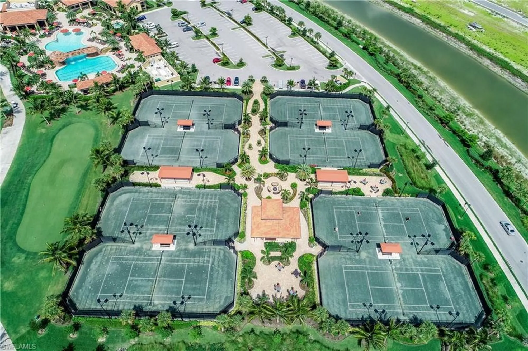 Property Slideshow image 40 of 47 | 28548 longford ct, Bonita Springs, FL, 34135