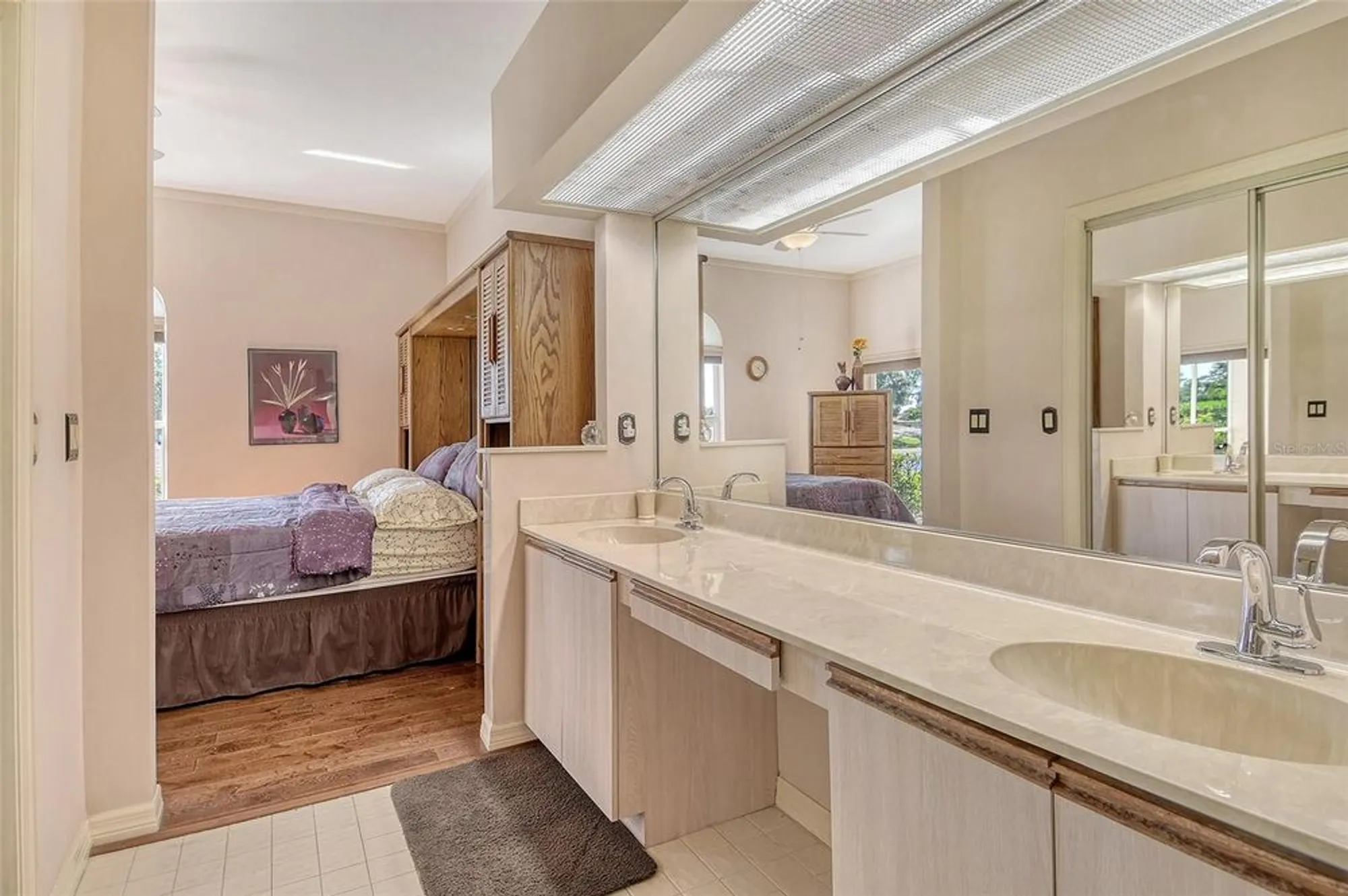 Property Slideshow image 20 of 34 | 5598 golf pointe dr unit a-1, Sarasota, FL, 34243