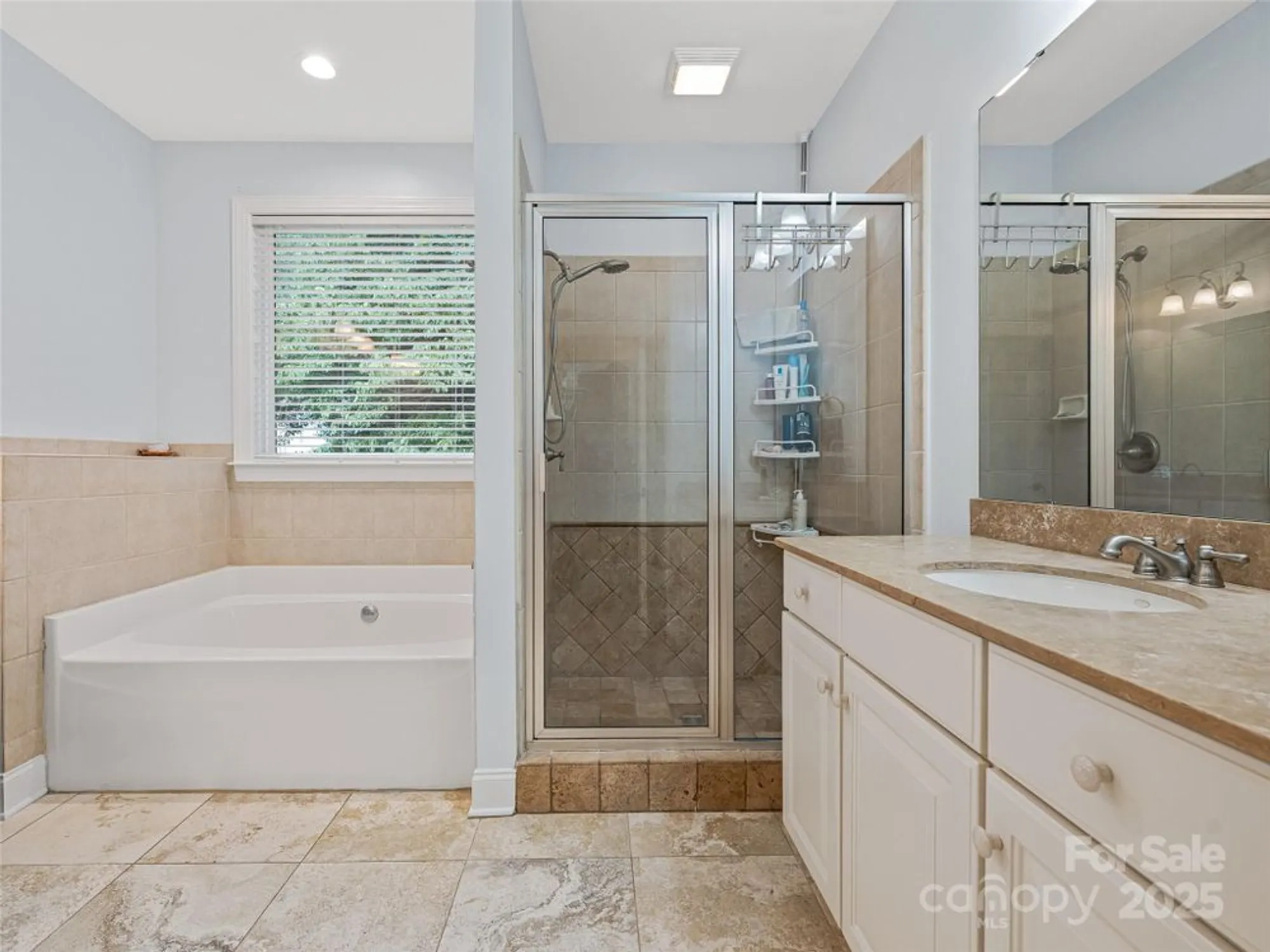 Property Slideshow image 24 of 36 | 257 fennel dun cir, Biltmore Lake, NC, 28715