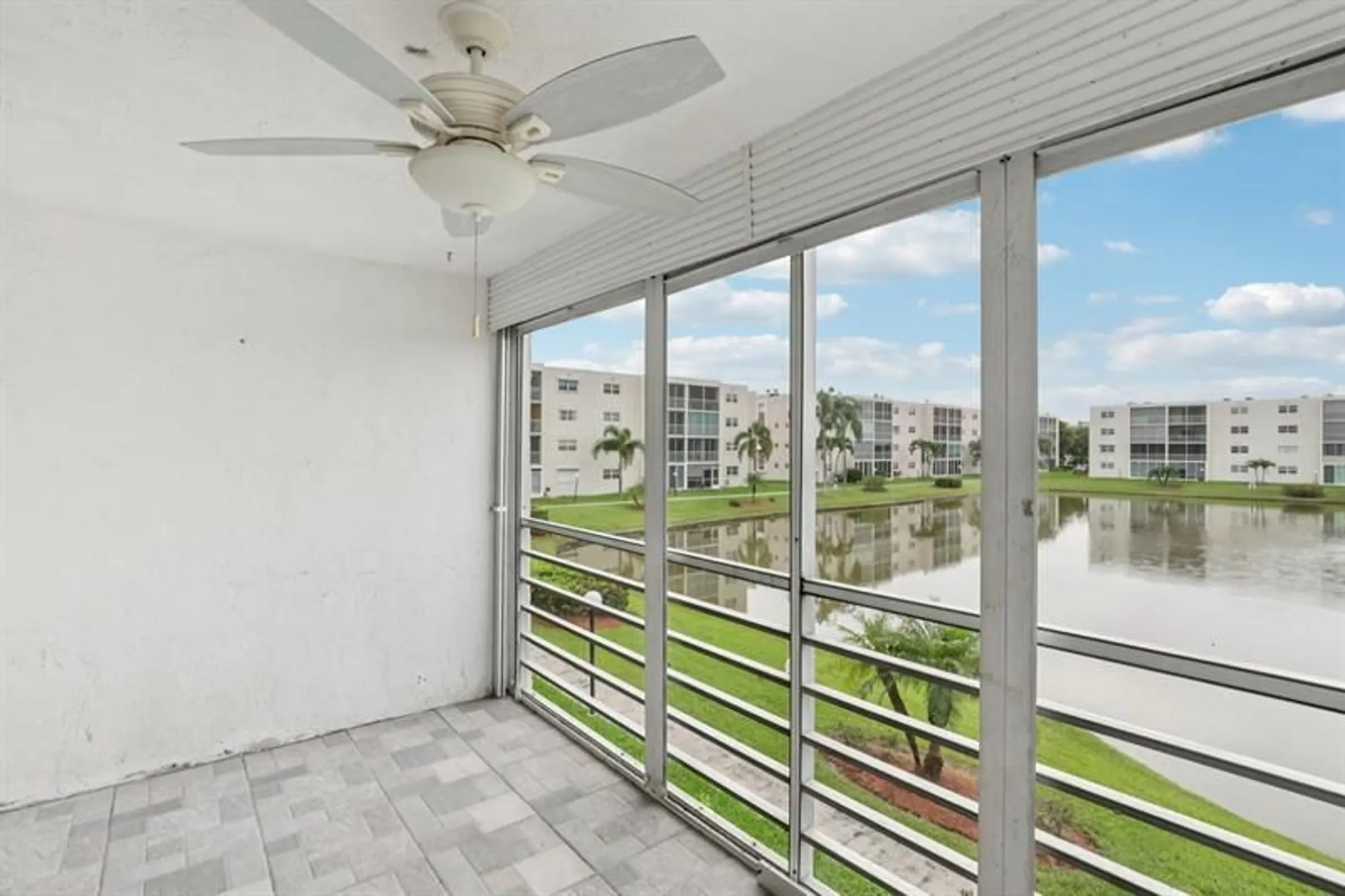 Property Slideshow image 32 of 39 | 1024 se 4th ave 204, Dania Beach, FL, 33004