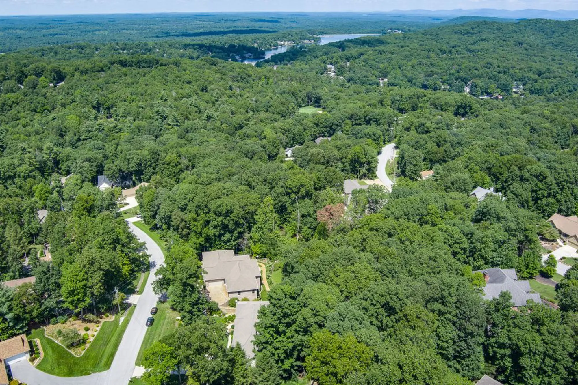 Property Slideshow image 54 of 56 | 16 belvedere ln, Crossville, TN, 38558