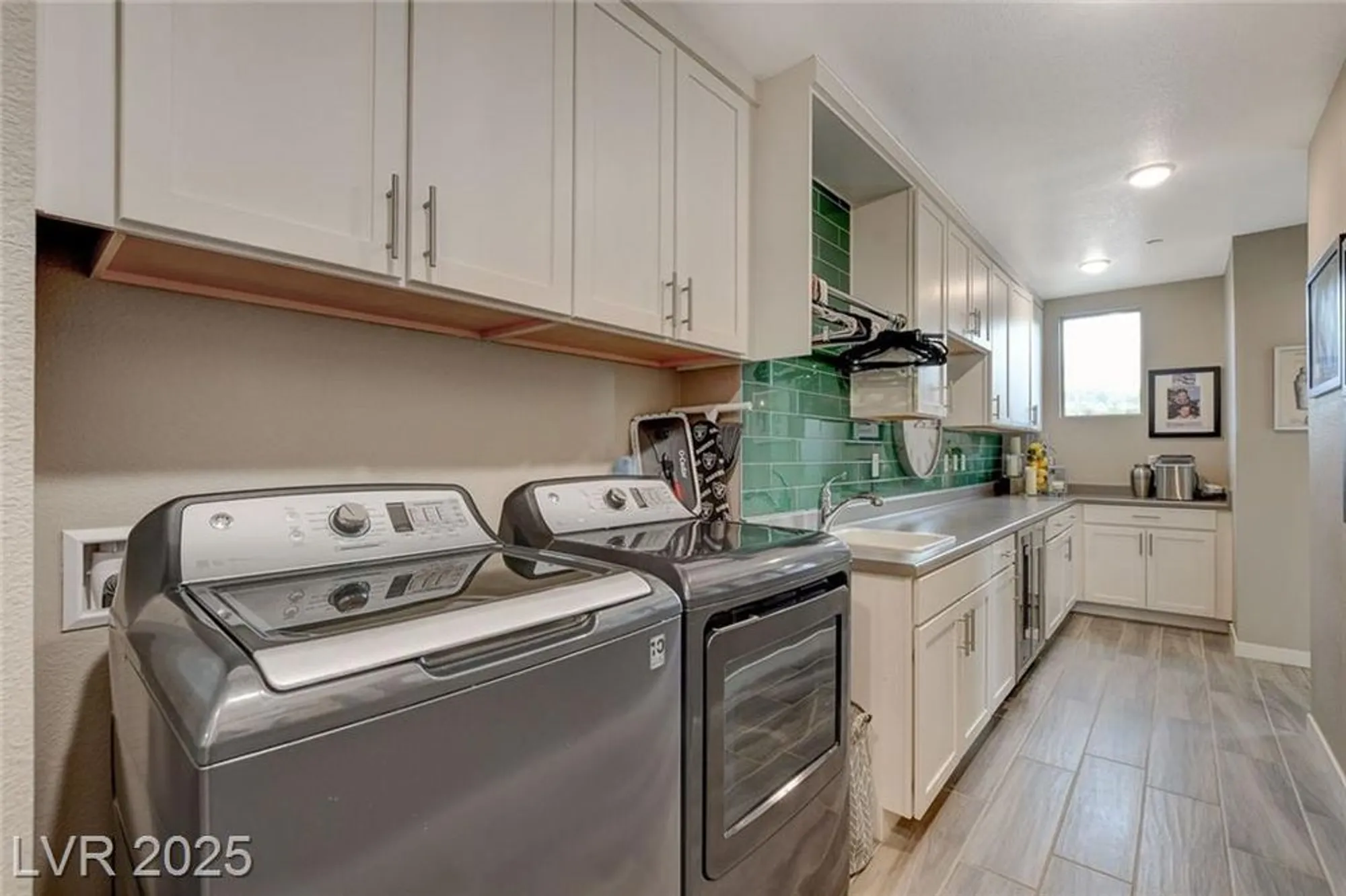Property Slideshow image 35 of 57 | 4336 guava ct n/a, Las Vegas, NV, 89135