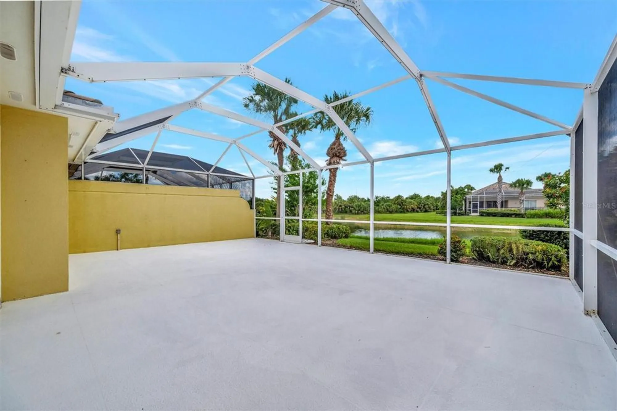 Property Slideshow image 31 of 51 | 5955 benevento dr, Sarasota, FL, 34238