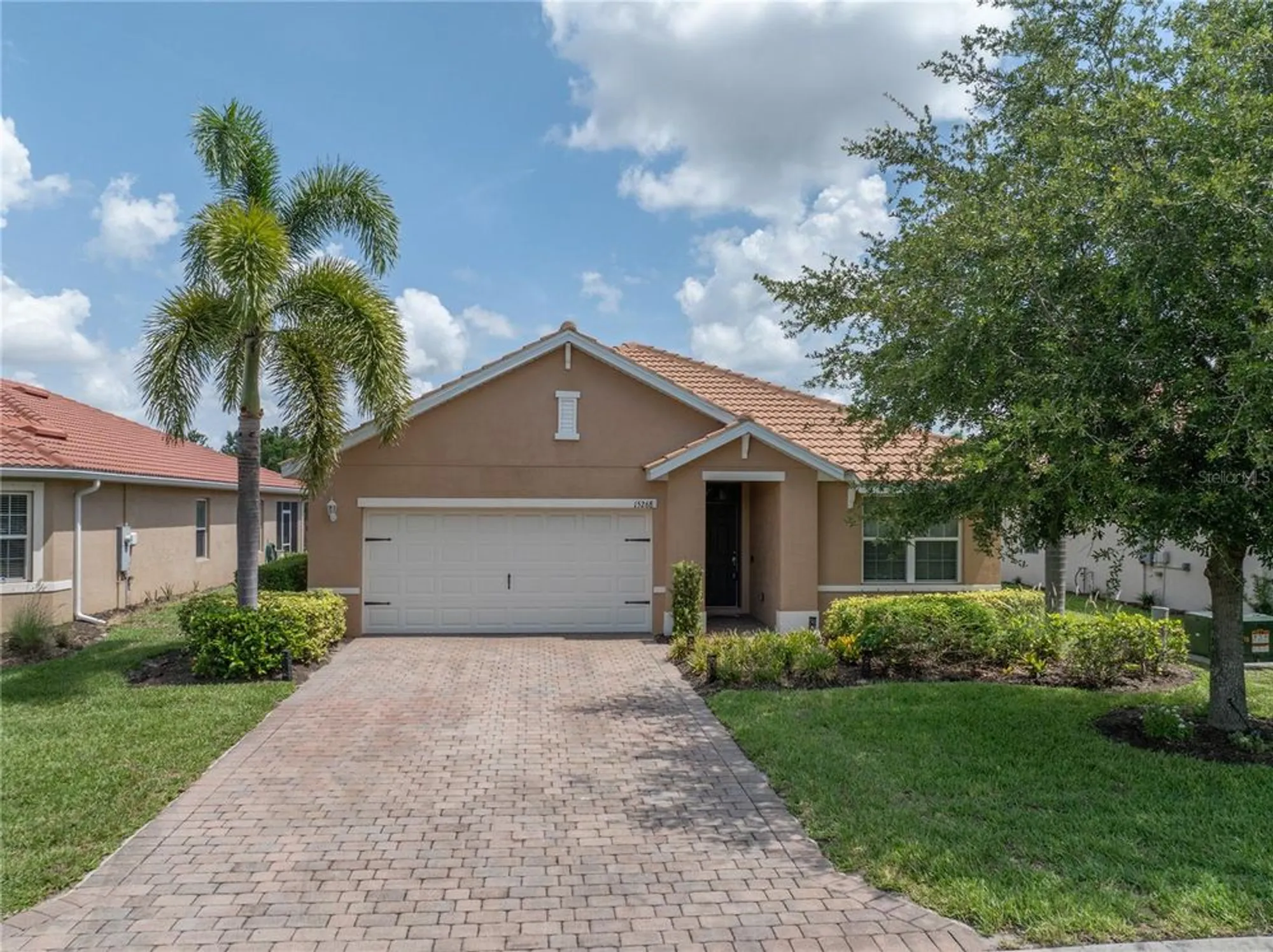 Property Slideshow image 13 of 48 | 15268 yellow wood dr, Alva, FL, 33920