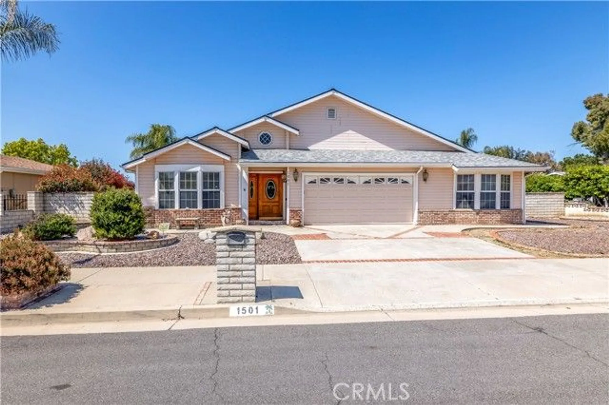 Property Slideshow image 3 of 50 | 1501 ailanthus dr, Hemet, CA, 92545