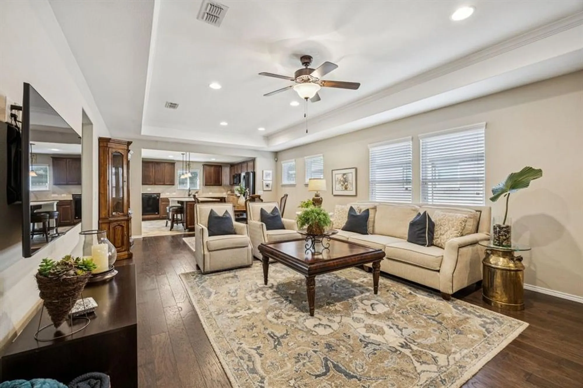 Property Slideshow image 8 of 27 | 7673 gulf breeze ln, Frisco, TX, 75036