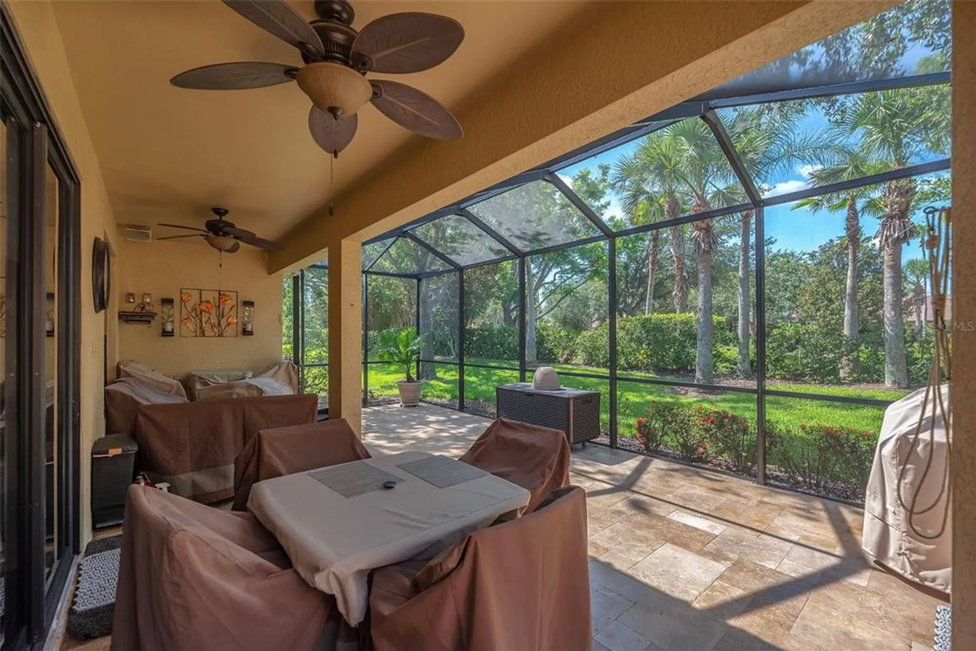 Property Slideshow image 4 of 51 | 321 silver falls dr, Apollo Beach, FL, 33572