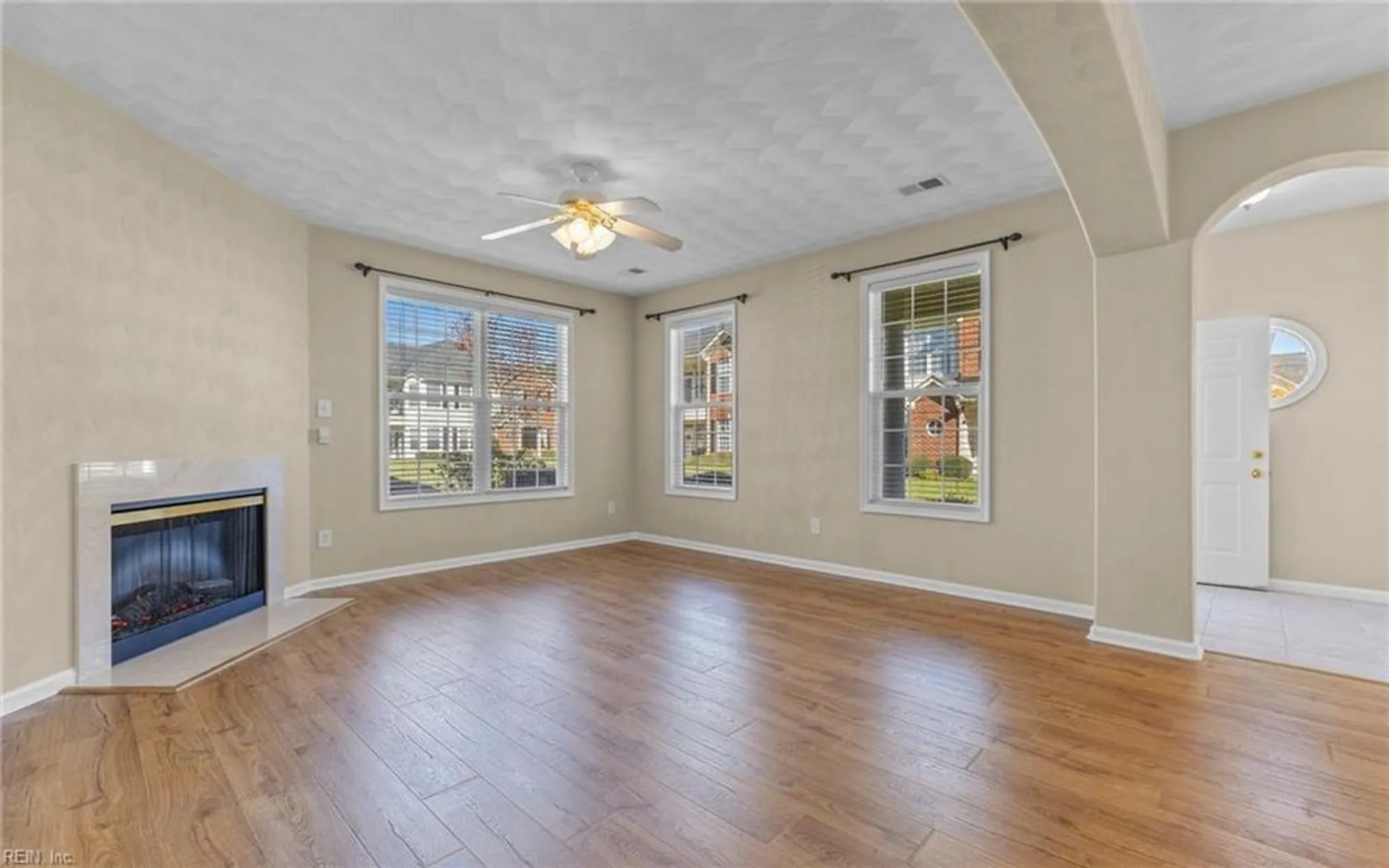 Property Slideshow image 11 of 48 | 2825 loveliness ct, Virginia Beach, VA, 23456