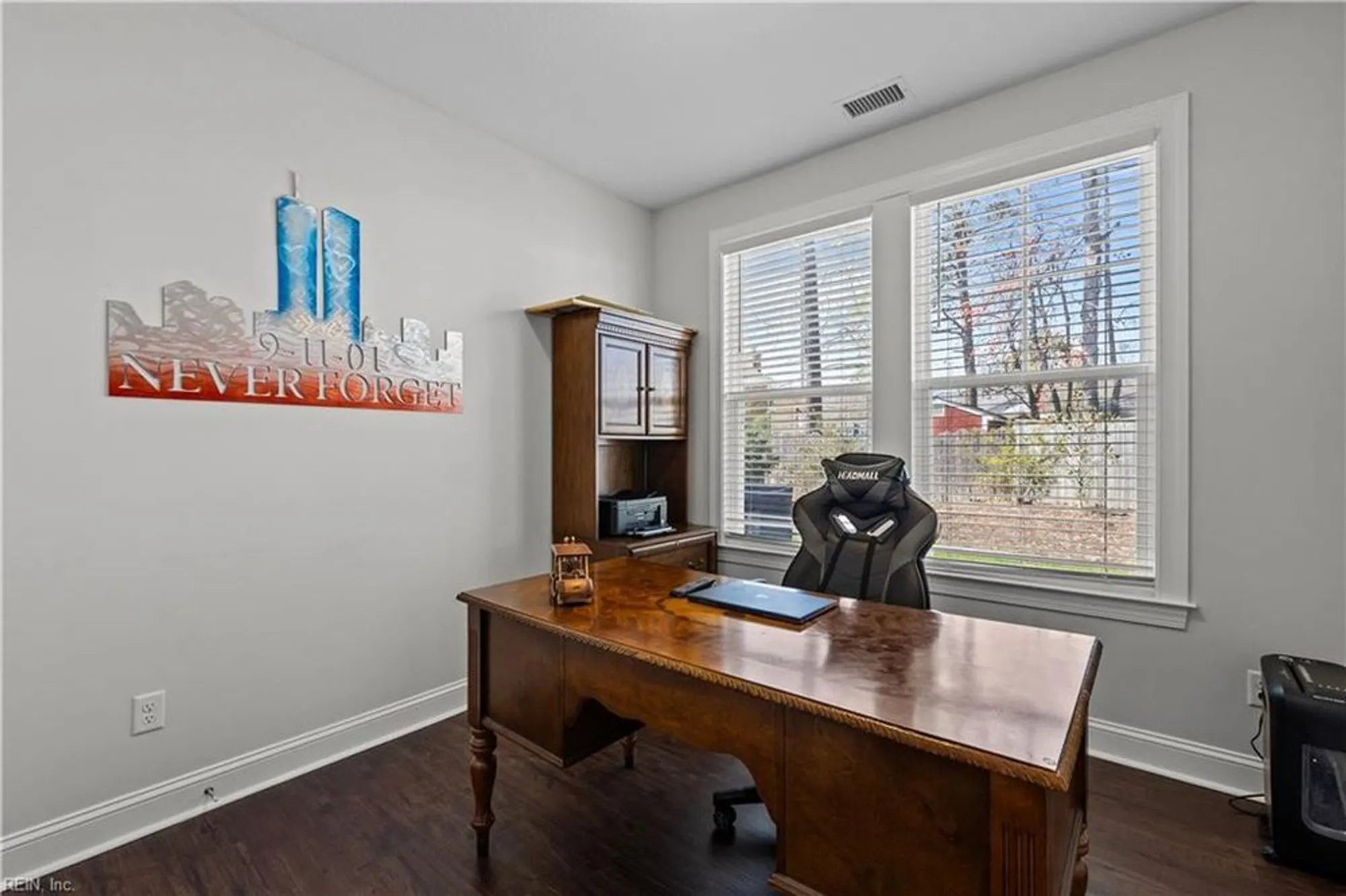 Property Slideshow image 16 of 50 | 4650 longleaf pl, Chesapeake, VA, 23321