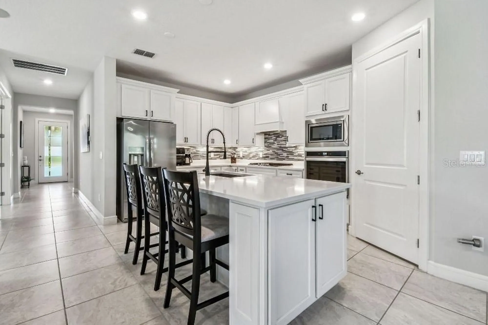 Property Slideshow image 6 of 49 | 20057 sea glass cir, Land O Lakes, FL, 34638