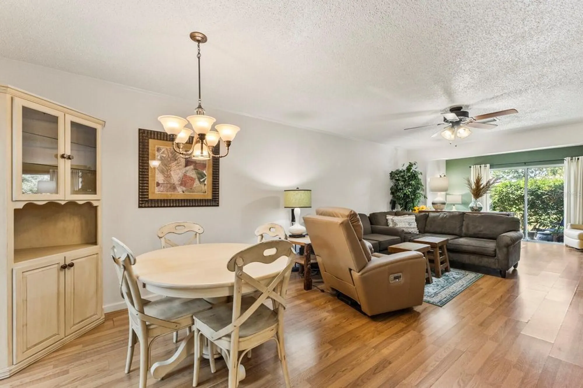Property Slideshow image 10 of 35 | 4015 lake bayshore dr # 108, Bradenton, FL, 34205
