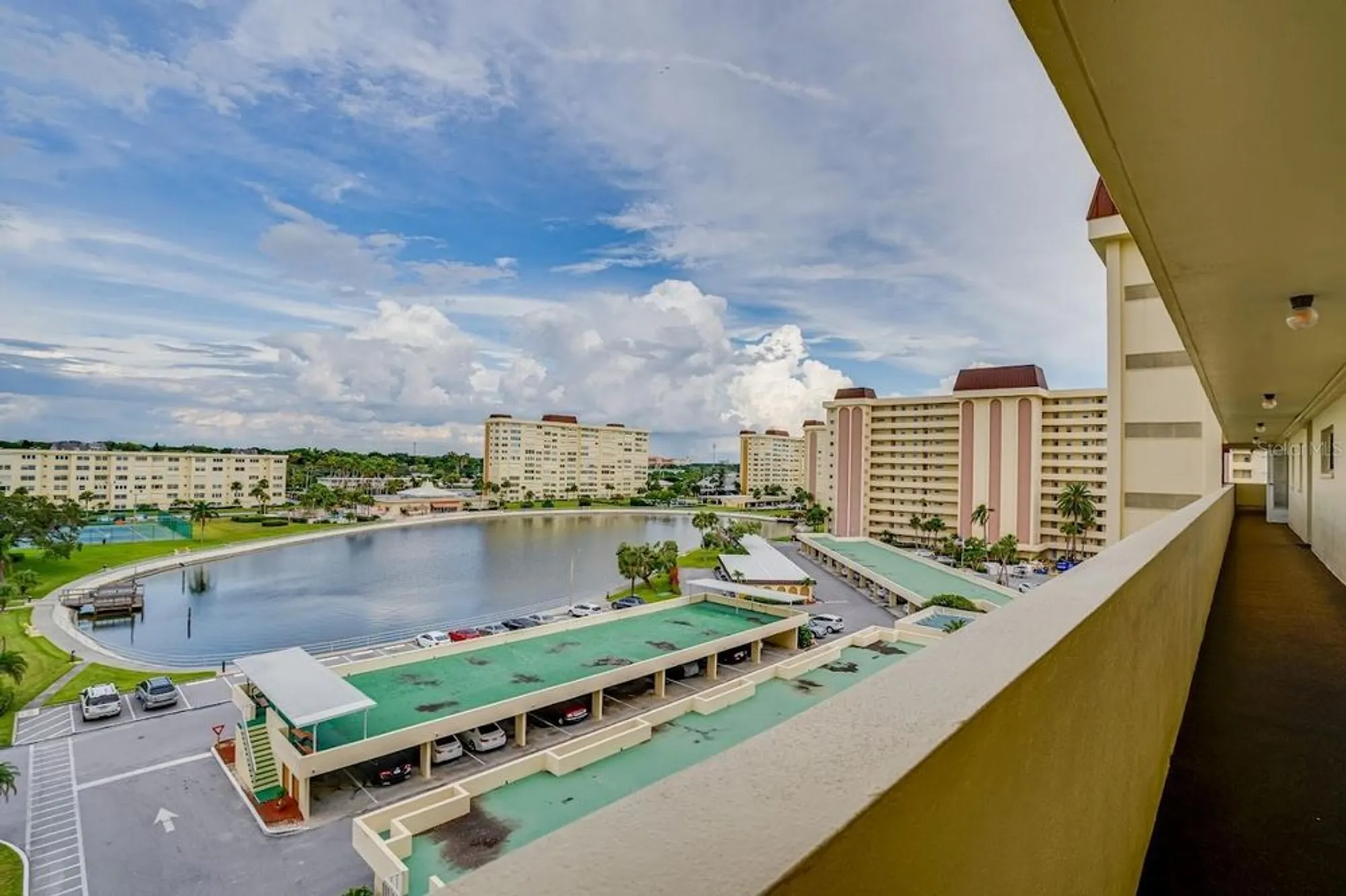 Property Slideshow image 16 of 23 | 4750 cove cir apt 706, Saint Petersburg, FL, 33708