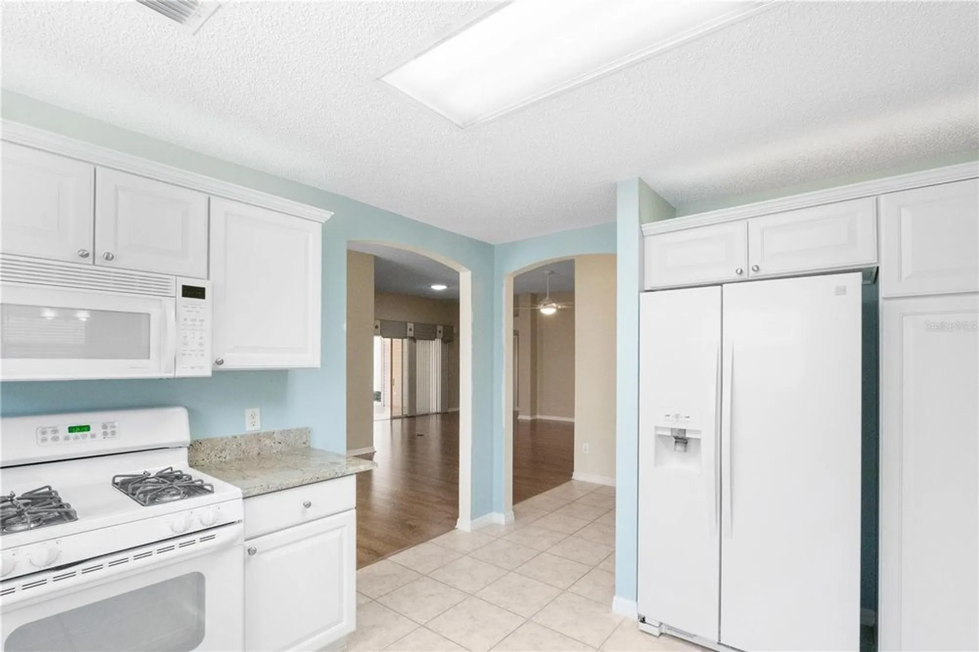 Property Slideshow image 10 of 30 | 16812 se 86th albany ave, The Villages, FL, 32162