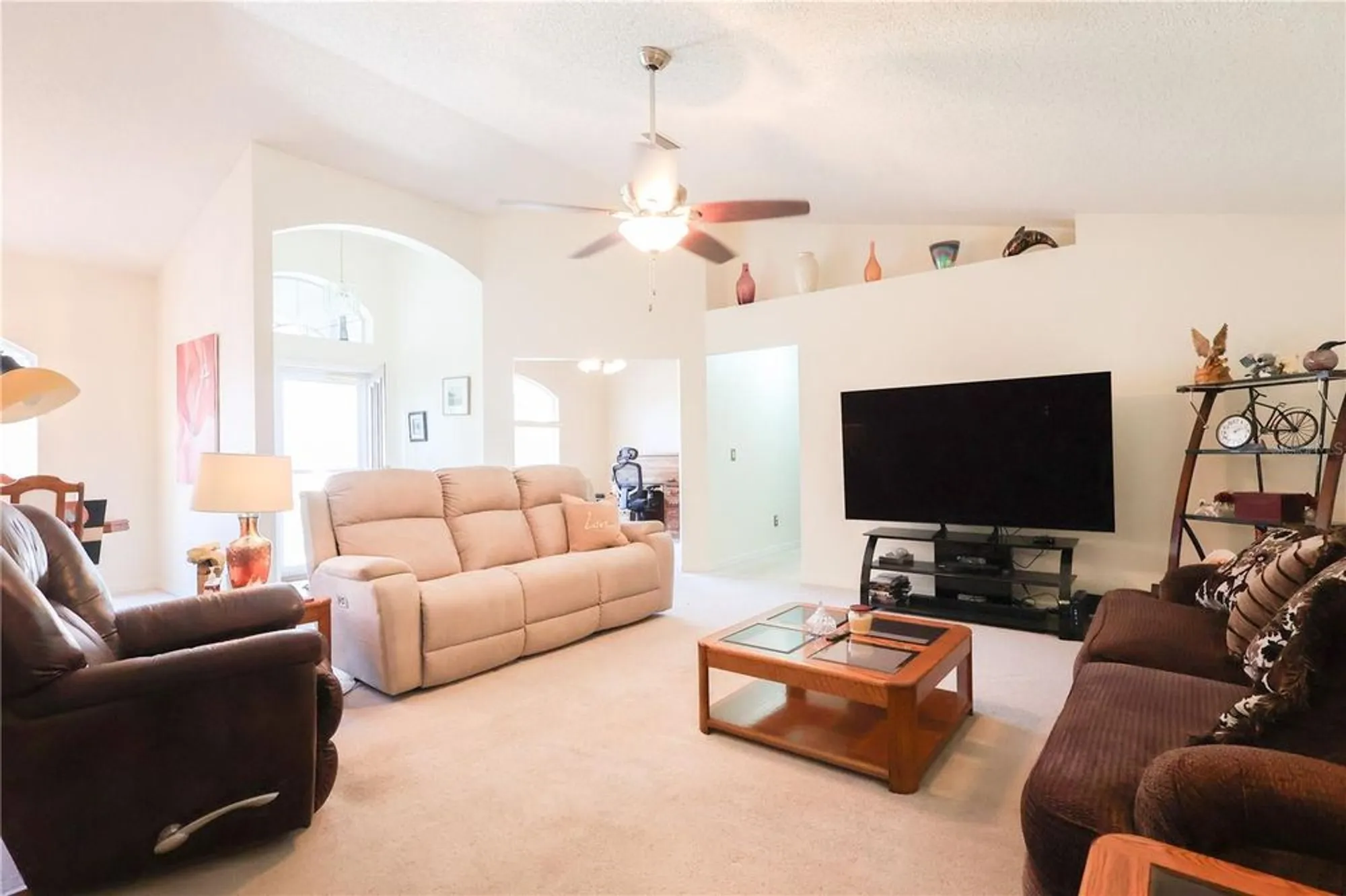 Property Slideshow image 3 of 17 | 10964 sw 53rd cir, Ocala, FL, 34476