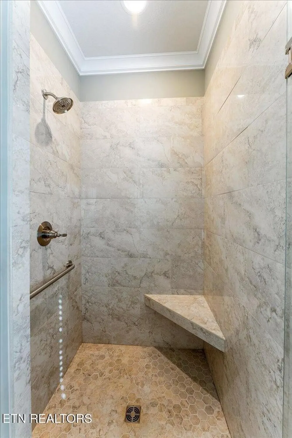 Property Slideshow image 41 of 54 | 400 tanasi way, Loudon, TN, 37774