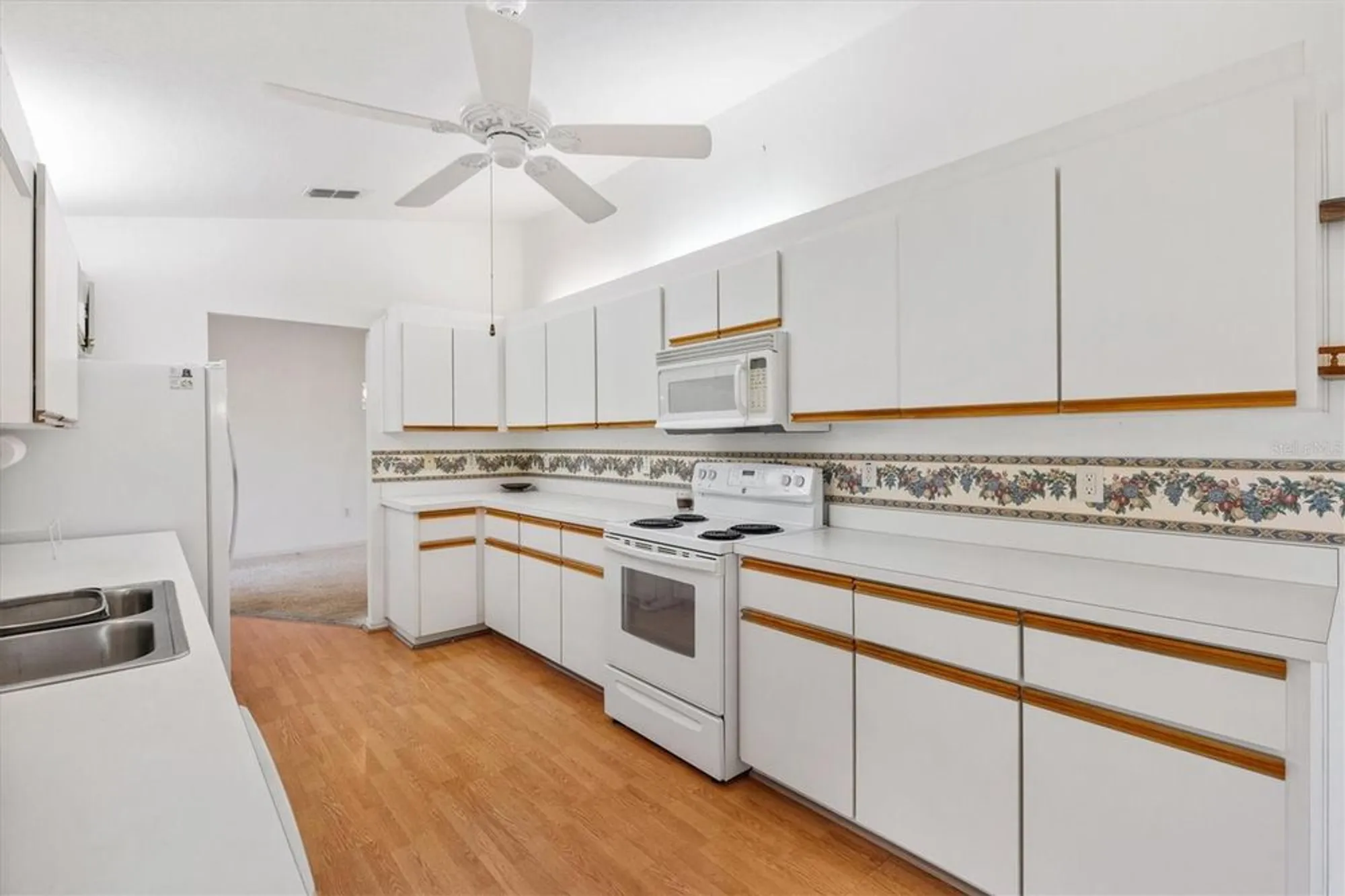 Property Slideshow image 11 of 35 | 13727 se 87th ave, Summerfield, FL, 34491