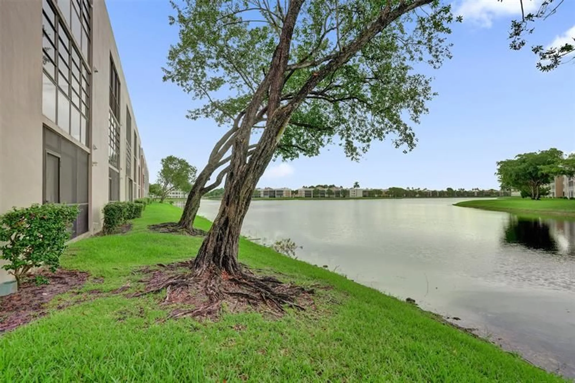 Property Slideshow image 53 of 66 | 7432 ashmont cir 208, Tamarac, FL, 33321