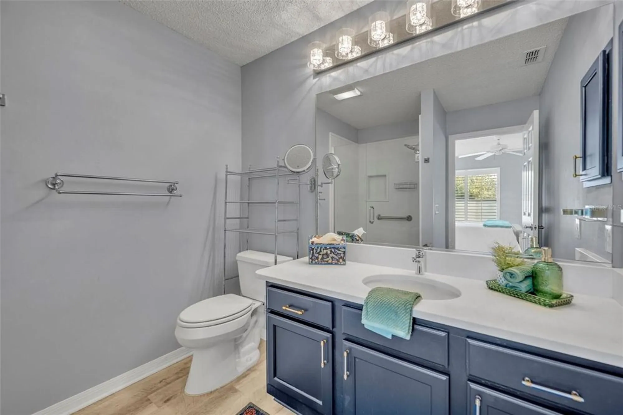 Property Slideshow image 21 of 54 | 1428 almanza dr, Lady Lake, FL, 32159