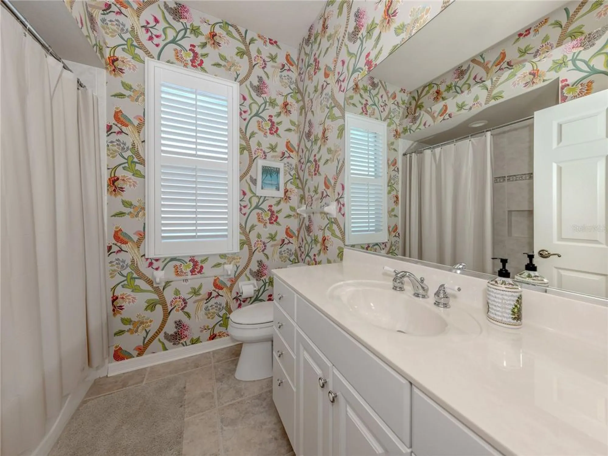 Property Slideshow image 22 of 60 | 406 trenwick ln, Venice, FL, 34293