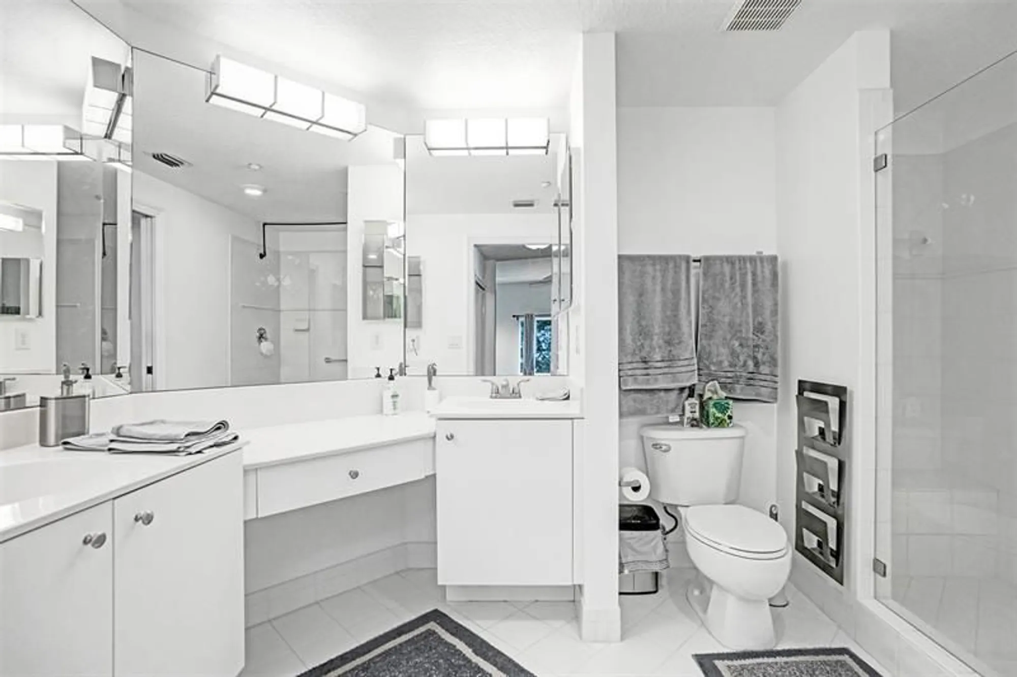 Property Slideshow image 22 of 43 | 7623 southampton ter apt 302, Tamarac, FL, 33321