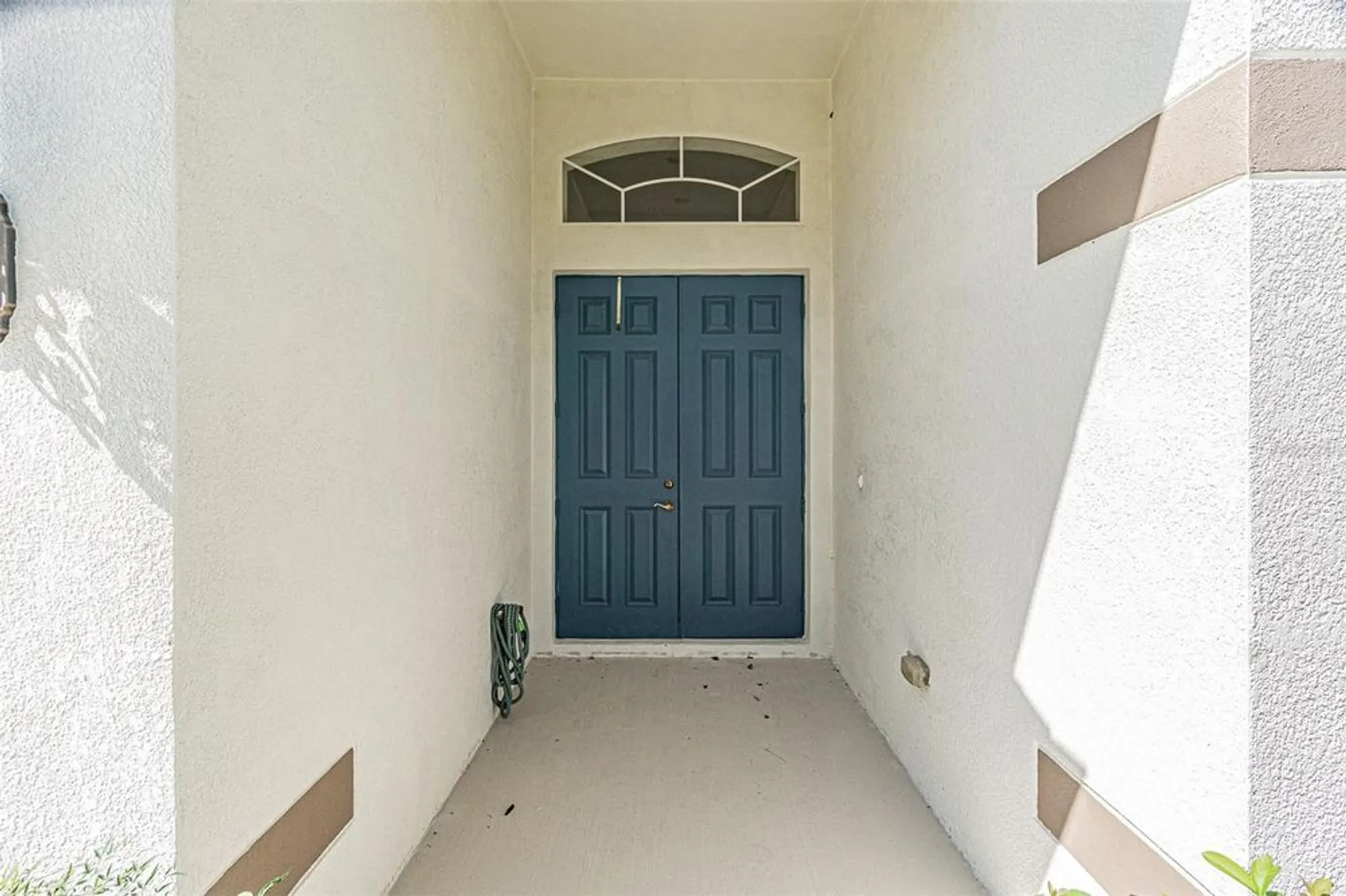 Property Slideshow image 3 of 35 | 9506 rolling cir, San Antonio, FL, 33576
