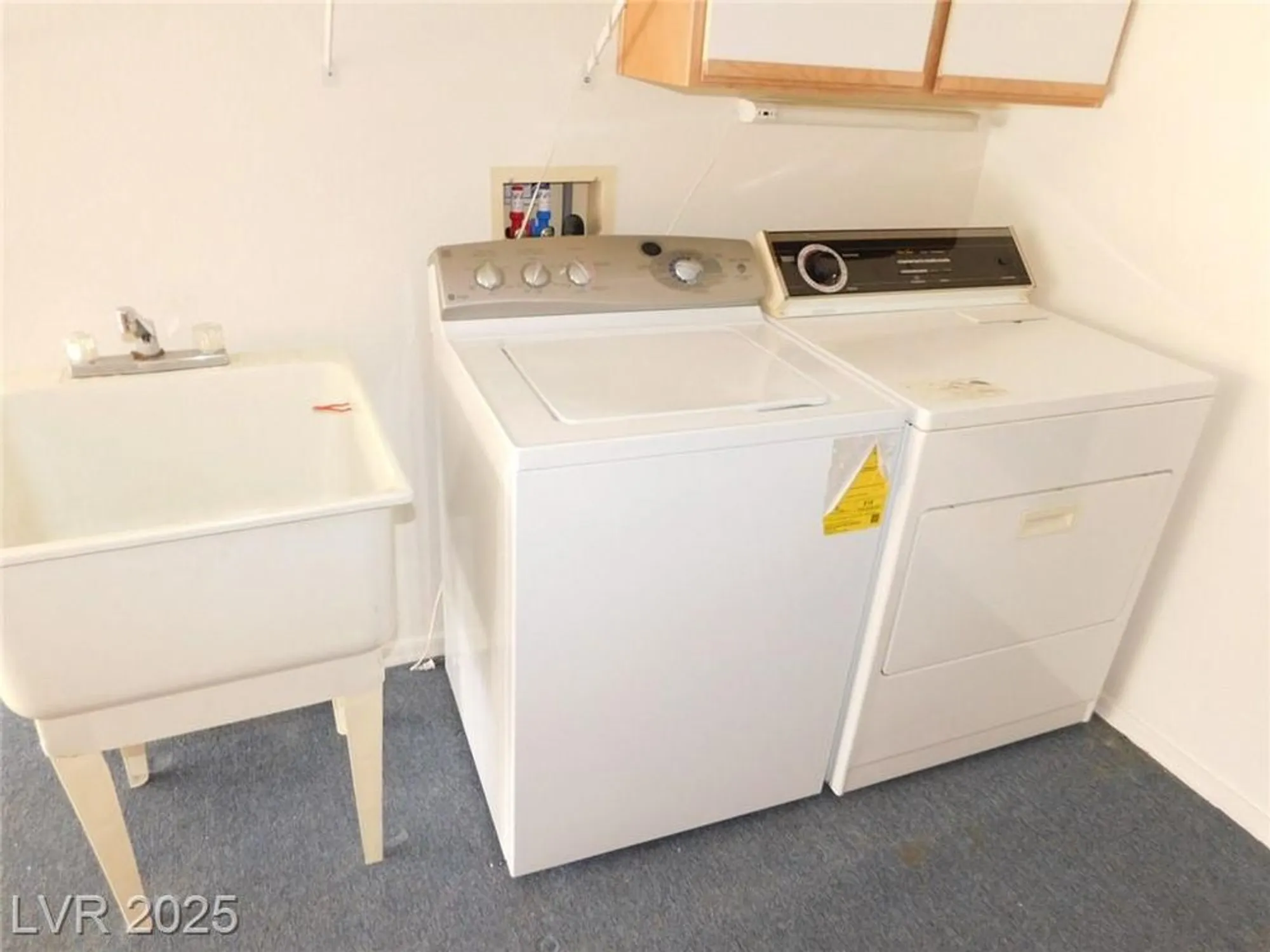 Property Slideshow image 22 of 76 | 3028 isaac river dr, Las Vegas, NV, 89134