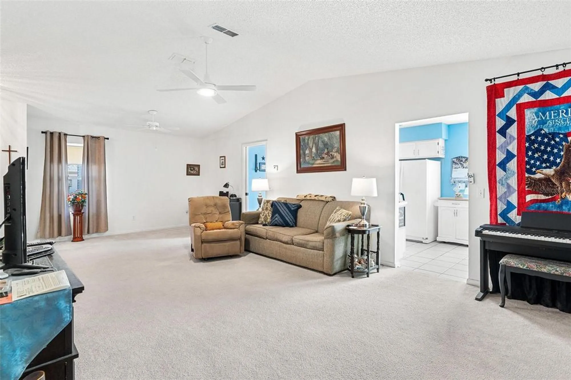Property Slideshow image 11 of 41 | 32819 timberwood dr, Leesburg, FL, 34748