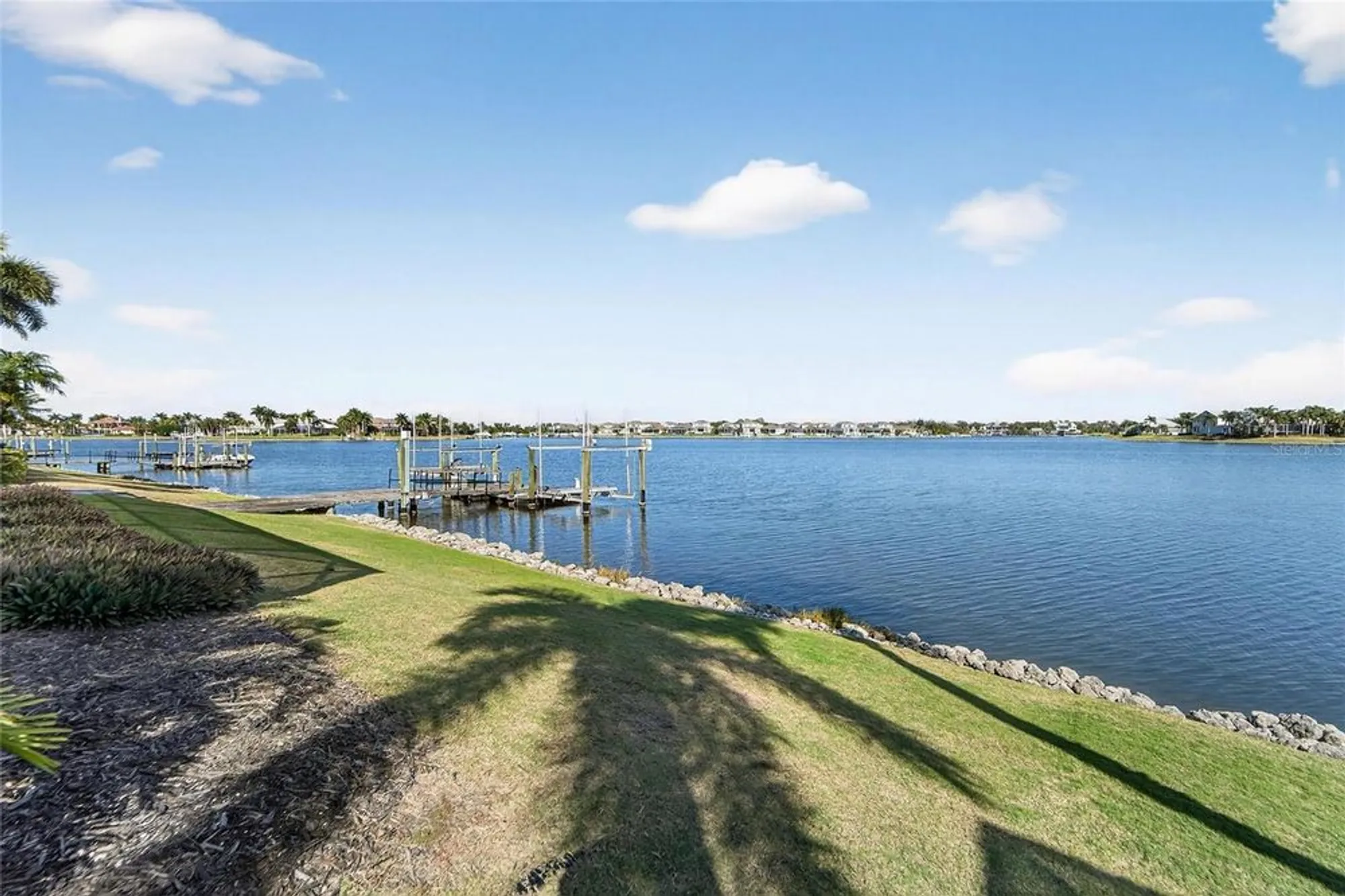 Property Slideshow image 86 of 100 | 5245 brighton shore dr, Apollo Beach, FL, 33572