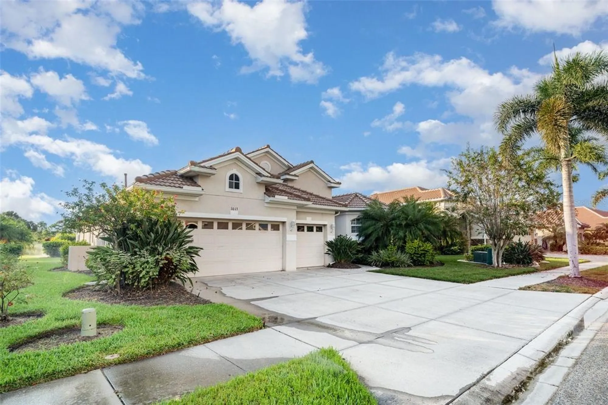 Property Slideshow image 9 of 20 | 1011 creek nine dr, North Port, FL, 34291