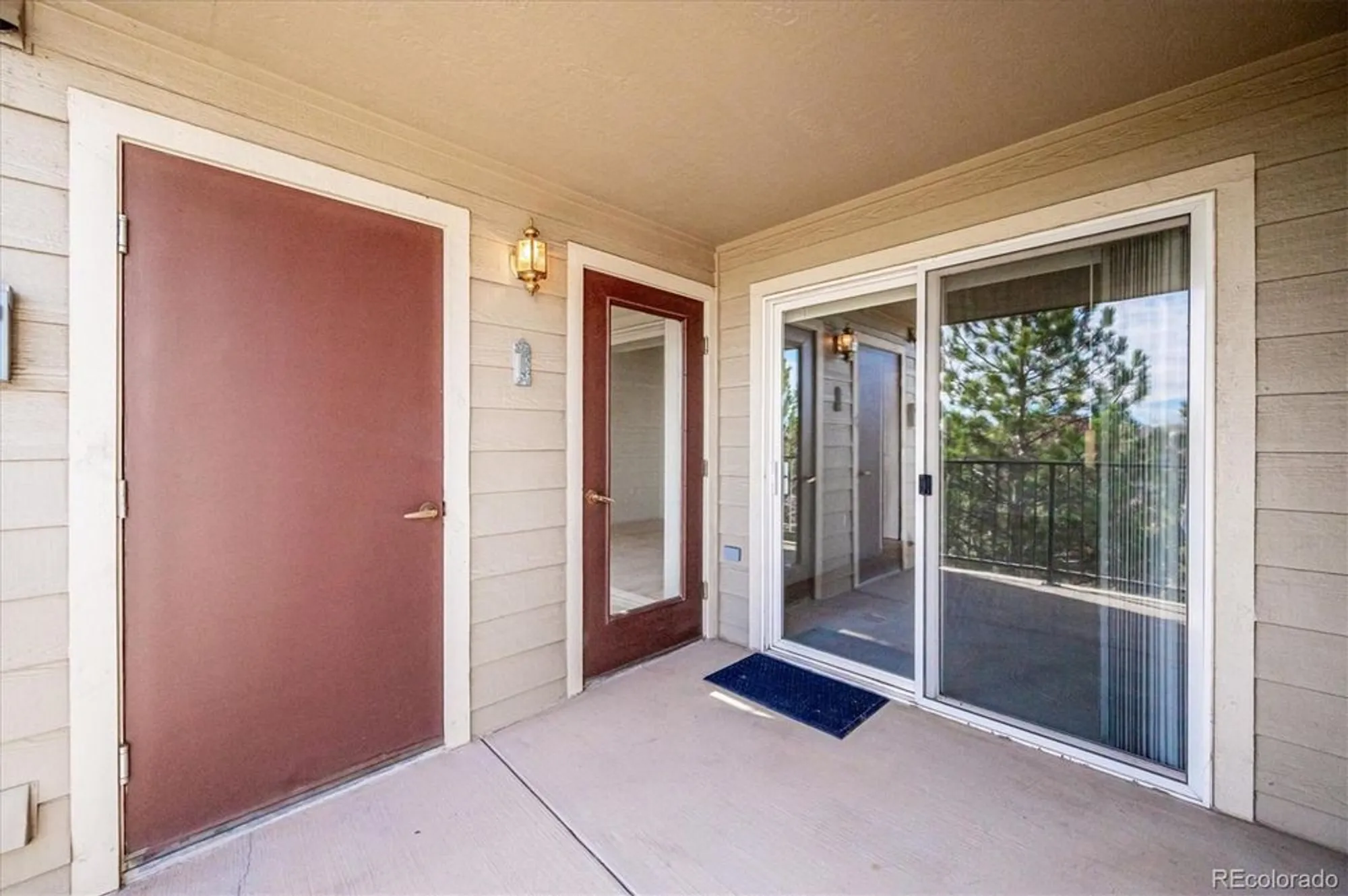Property Slideshow image 11 of 39 | 2896 w riverwalk cir a304, Littleton, CO, 80123