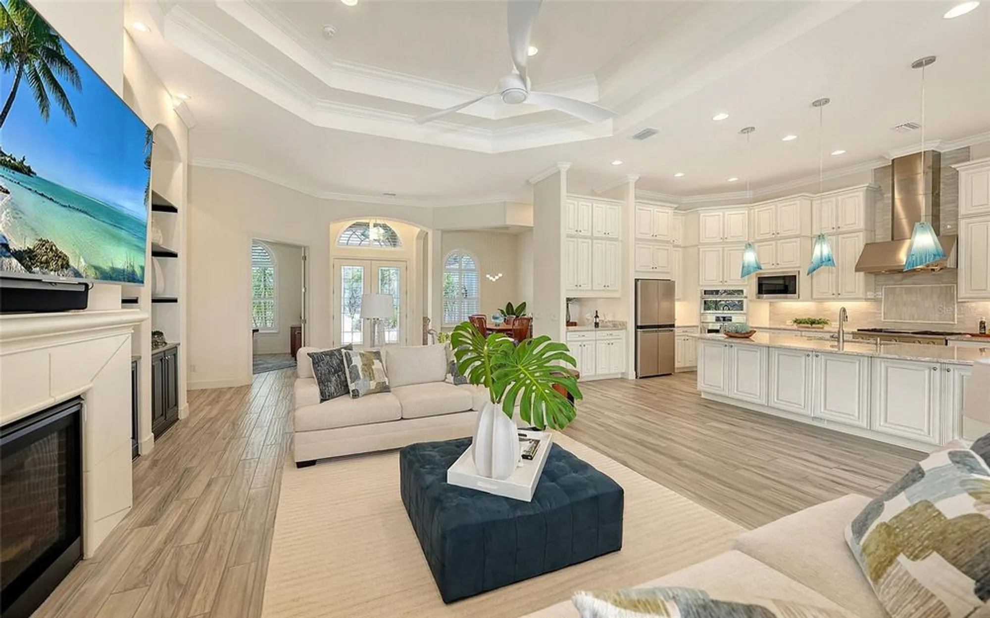 Property Slideshow image 17 of 70 | 4809 benito ct, Bradenton, FL, 34211