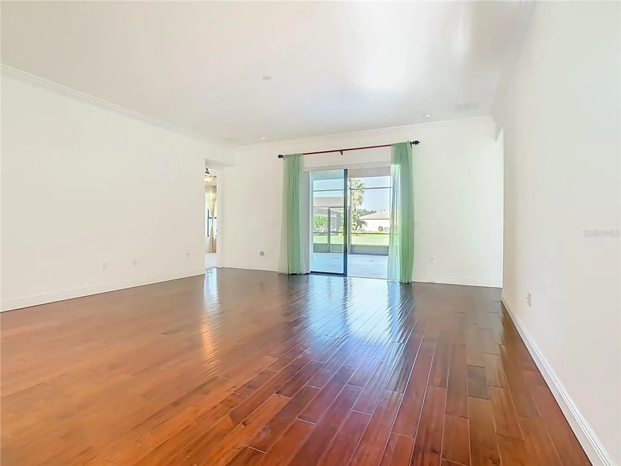 Property Slideshow image 26 of 61 | 650 carmel ln, Kissimmee, FL, 34759