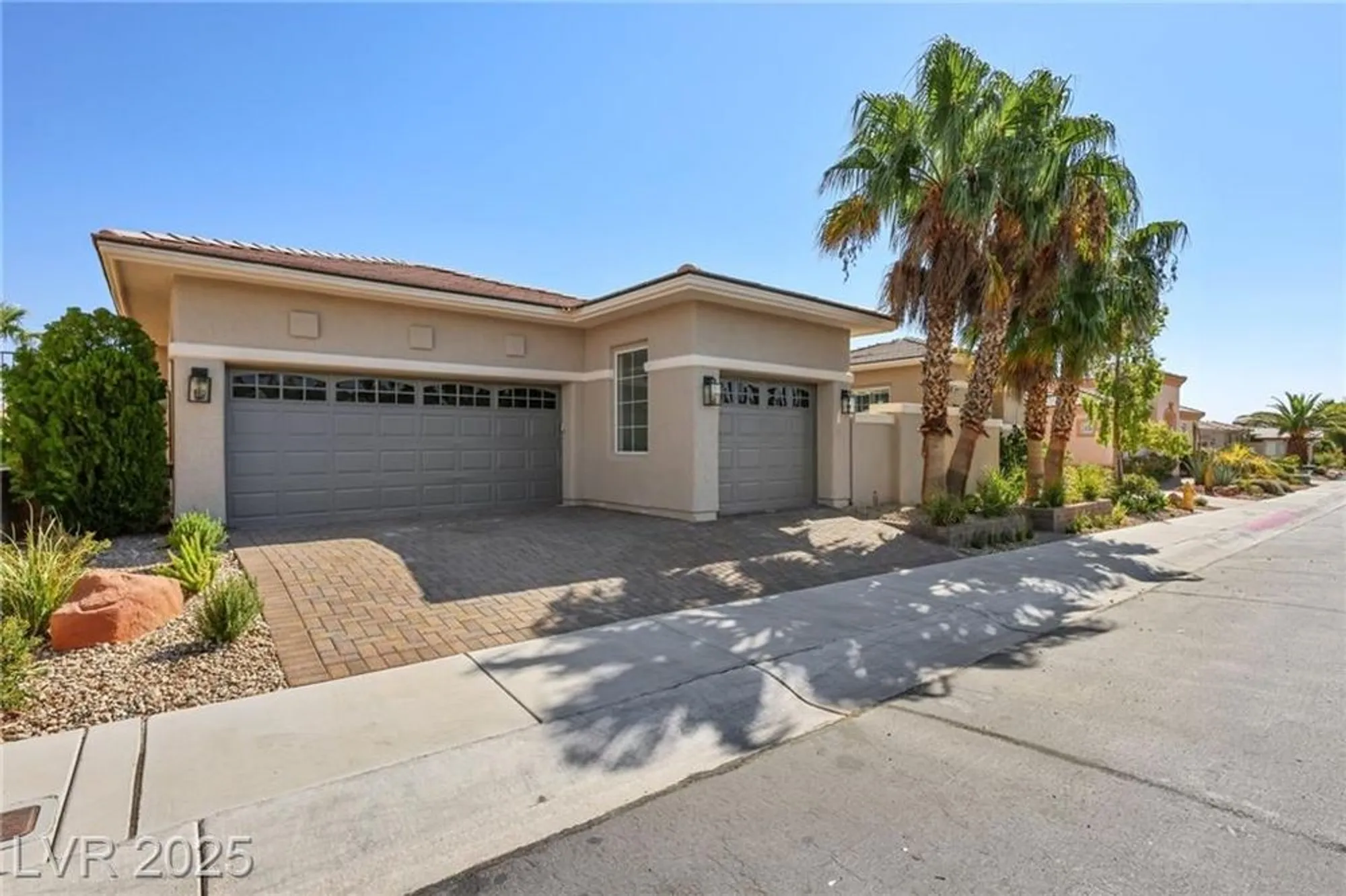 Property Slideshow image 7 of 96 | 10480 premia pl, Las Vegas, NV, 89135