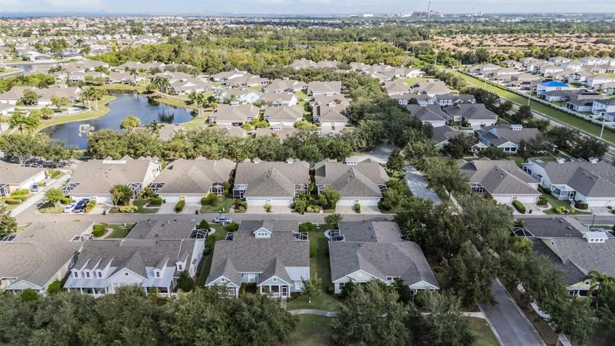 Property Slideshow image 26 of 43 | 218 summerside ct, Apollo Beach, FL, 33572