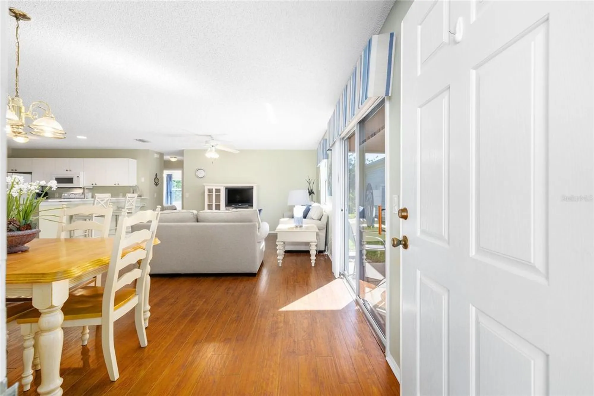 Property Slideshow image 5 of 43 | 16894 se 94th sunnybrook cir, The Villages, FL, 32162