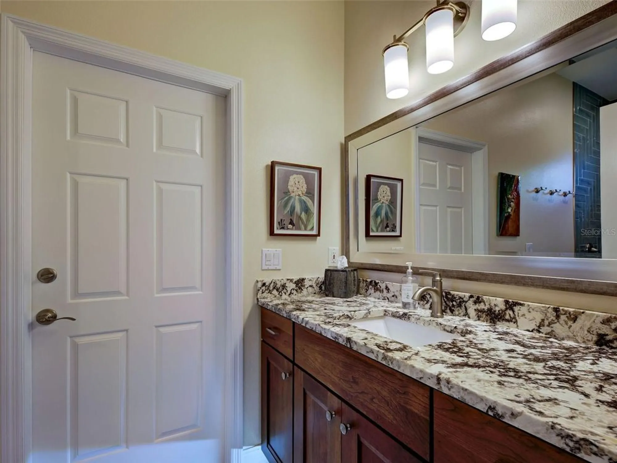 Property Slideshow image 46 of 66 | 431 tremingham way, Venice, FL, 34293