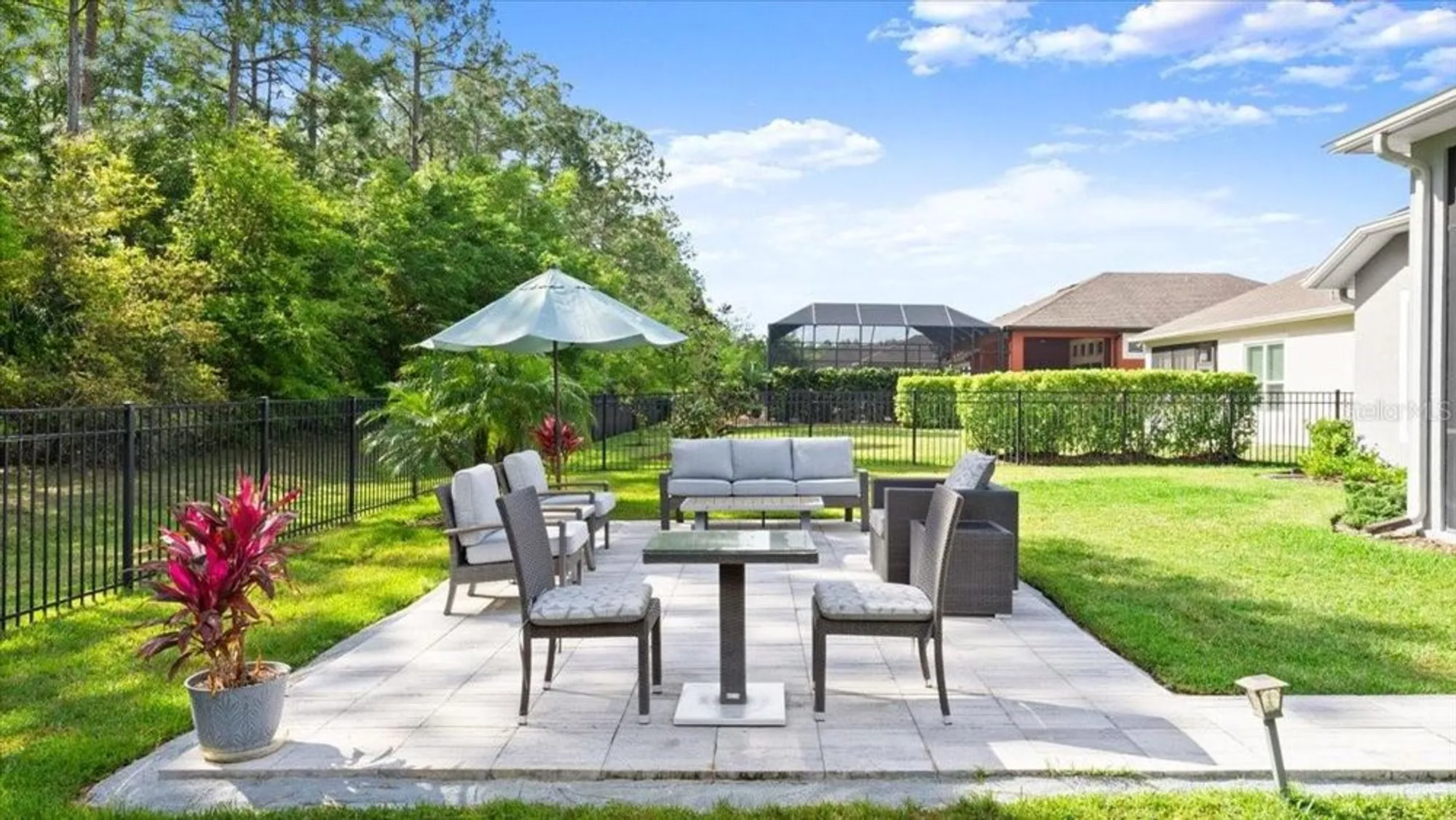 Property Slideshow image 33 of 67 | 827 creekwood dr, Ormond Beach, FL, 32174