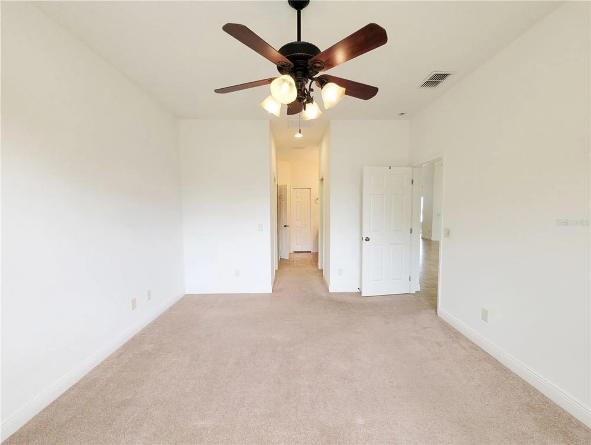 Property Slideshow image 13 of 32 | 1882 w angelica loop, Lecanto, FL, 34461