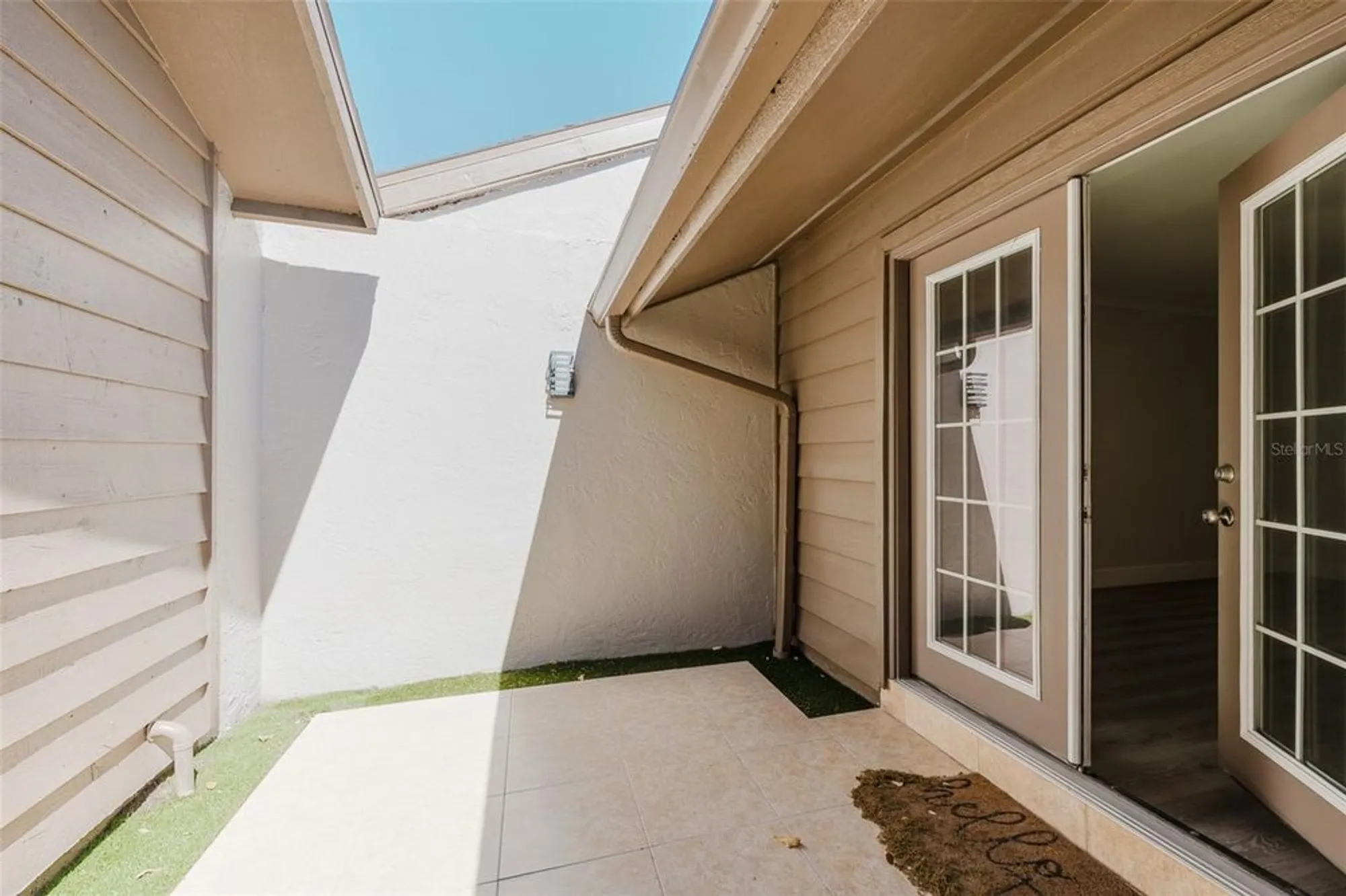 Property Slideshow image 50 of 53 | 5604 doral dr, Sarasota, FL, 34243