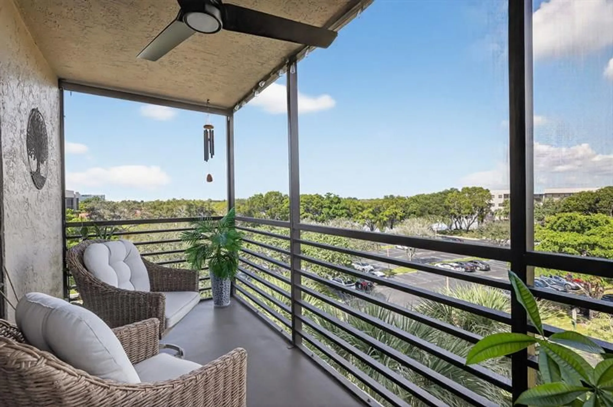 Property Slideshow image 41 of 52 | 1000 colony point cir 501, Pembroke Pines, FL, 33026